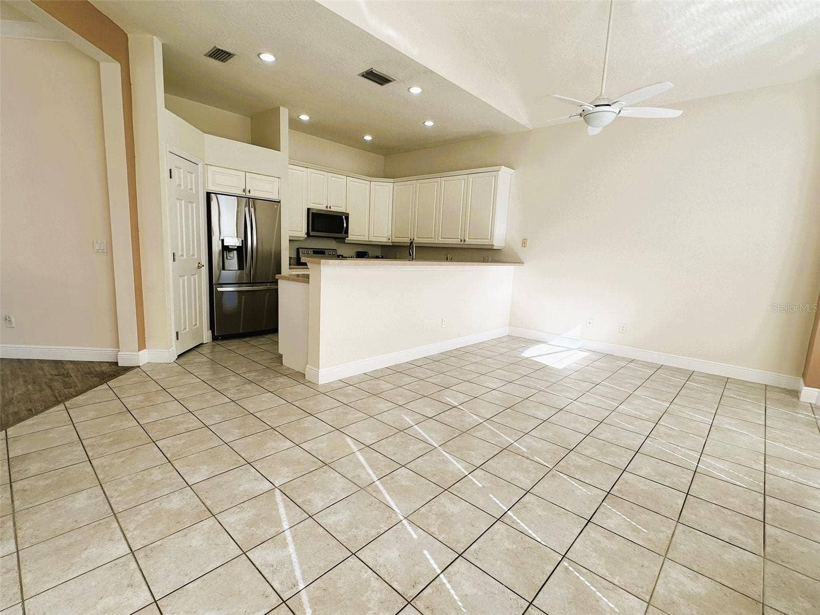 14342 TAMBOURINE DRIVE, Orlando, FL 32837 14342 TAMBOURINE DRIVE, Orlando, FL 32837