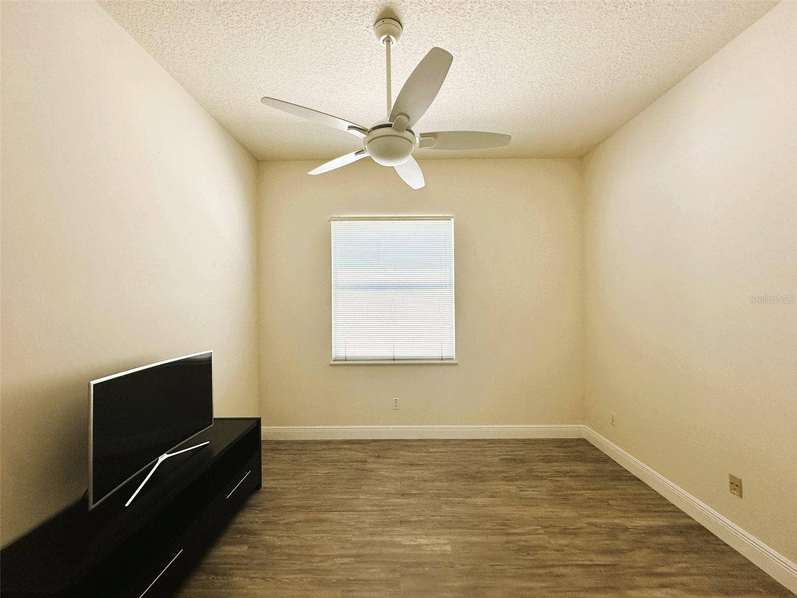 14342 TAMBOURINE DRIVE, Orlando, FL 32837 14342 TAMBOURINE DRIVE, Orlando, FL 32837