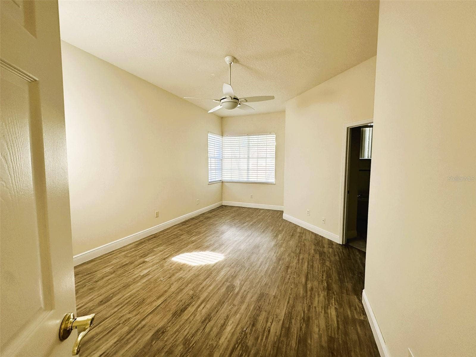 14342 TAMBOURINE DRIVE, Orlando, FL 32837 14342 TAMBOURINE DRIVE, Orlando, FL 32837