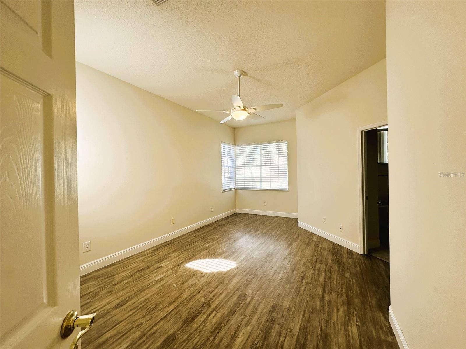 14342 TAMBOURINE DRIVE, Orlando, FL 32837 14342 TAMBOURINE DRIVE, Orlando, FL 32837