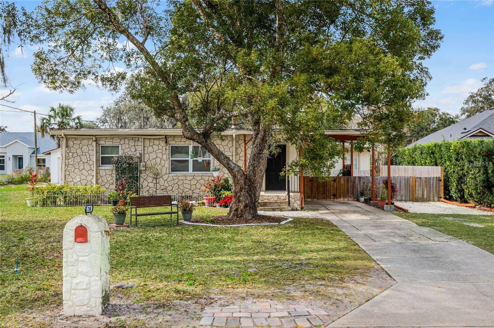 2160 CORBETT ROAD, #A, Orlando, FL 32826 2160 CORBETT ROAD, #A, Orlando, FL 32826