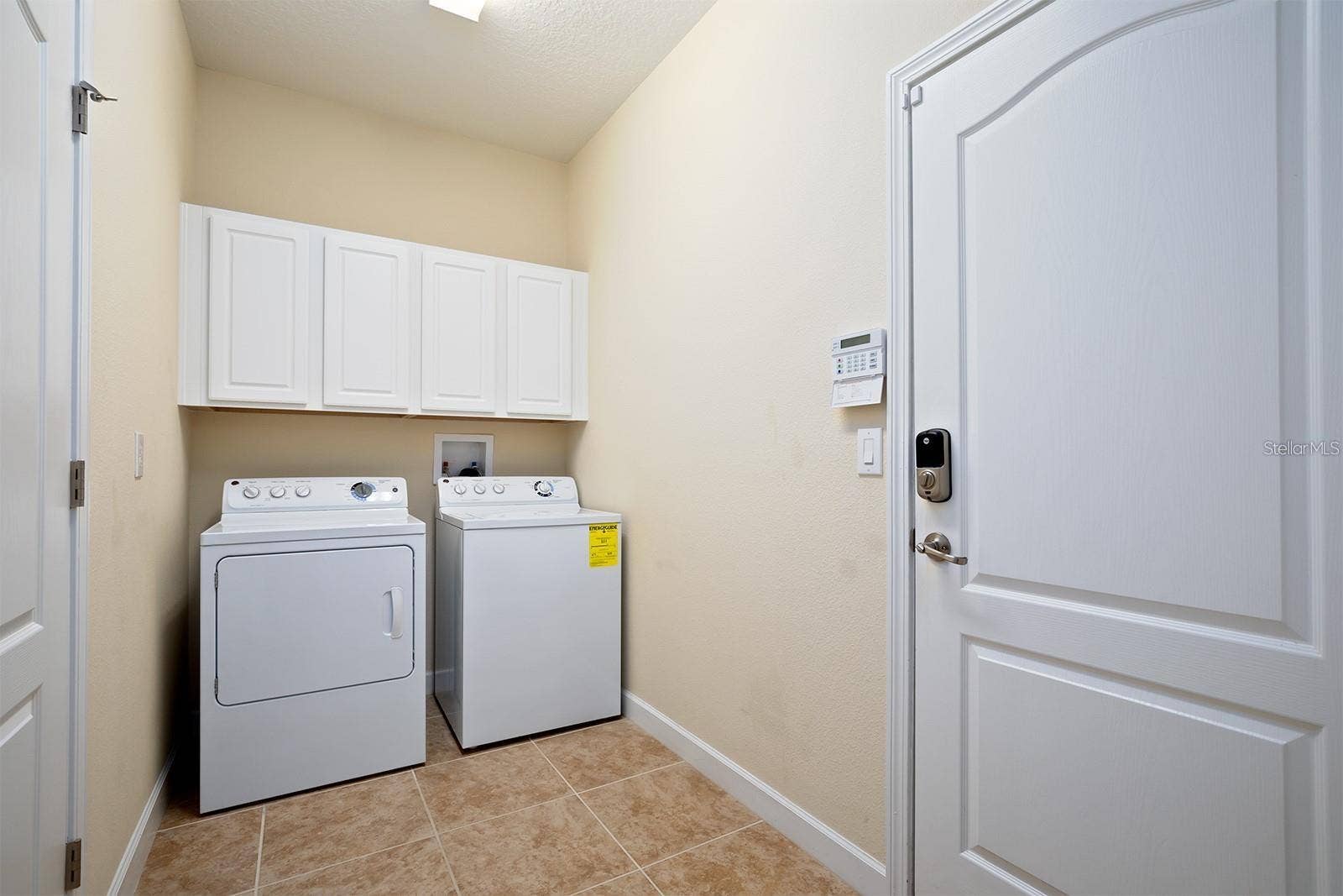1392 DOLPHIN HEAD STREET, Davenport, FL 33896 1392 DOLPHIN HEAD STREET, Davenport, FL 33896