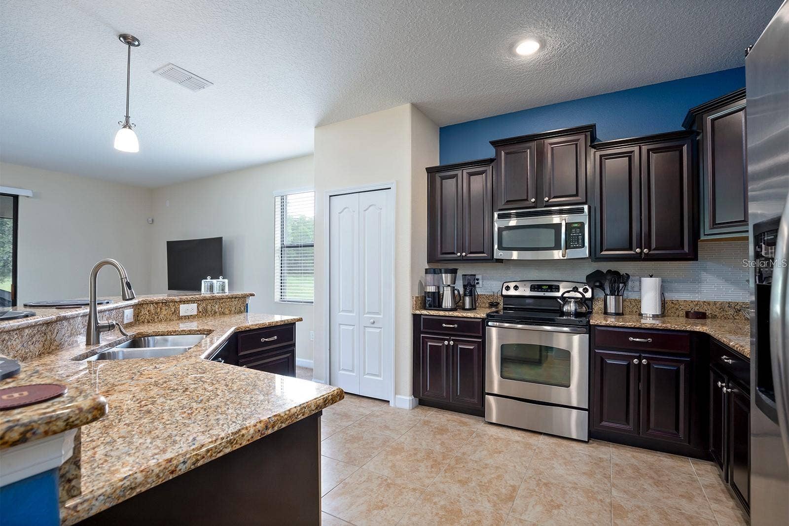 1392 DOLPHIN HEAD STREET, Davenport, FL 33896 1392 DOLPHIN HEAD STREET, Davenport, FL 33896