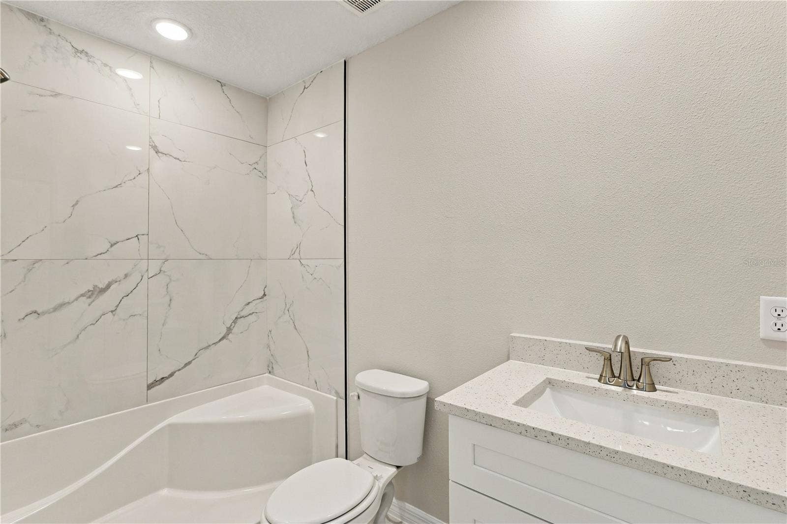 530 PALMETTO STREET, Eustis, FL 32726