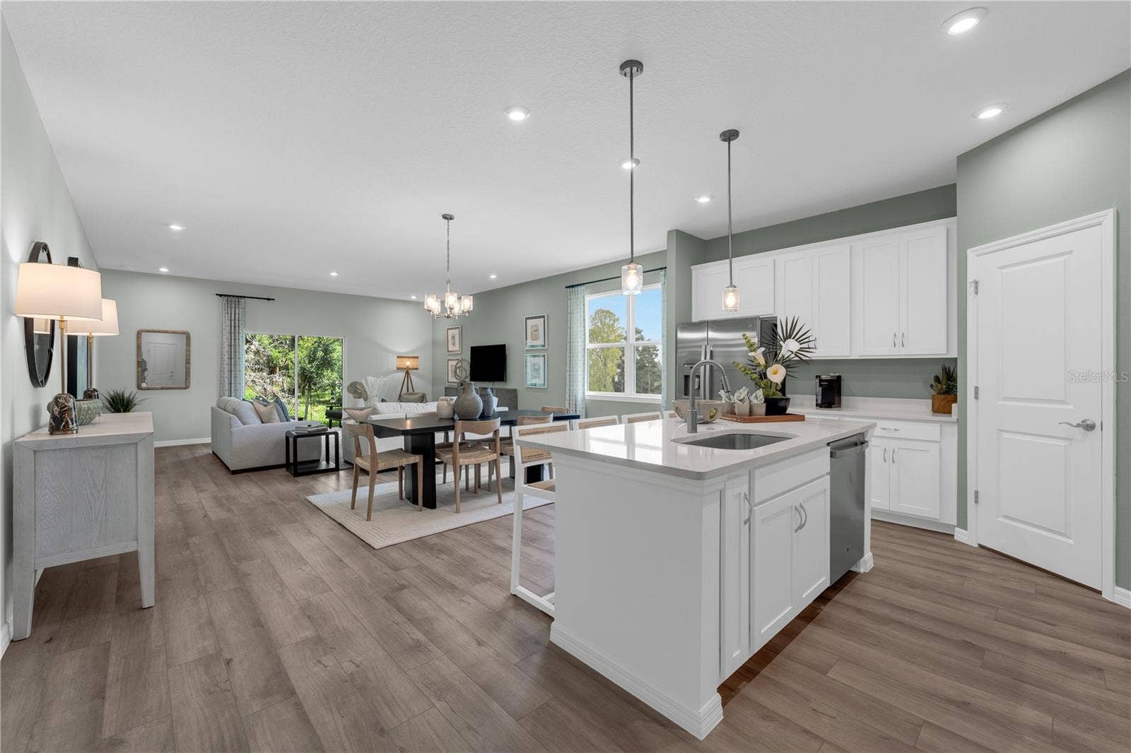 12826 TROVITA DRIVE, Grand Island, FL 32735 12826 TROVITA DRIVE, Grand Island, FL 32735