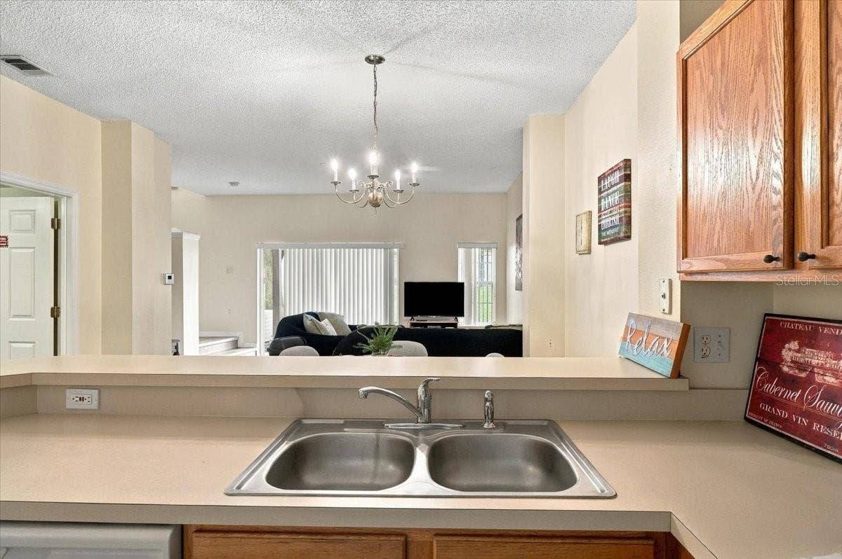 8504 CRYSTAL COVE LOOP, Kissimmee, FL 34747 8504 CRYSTAL COVE LOOP, Kissimmee, FL 34747