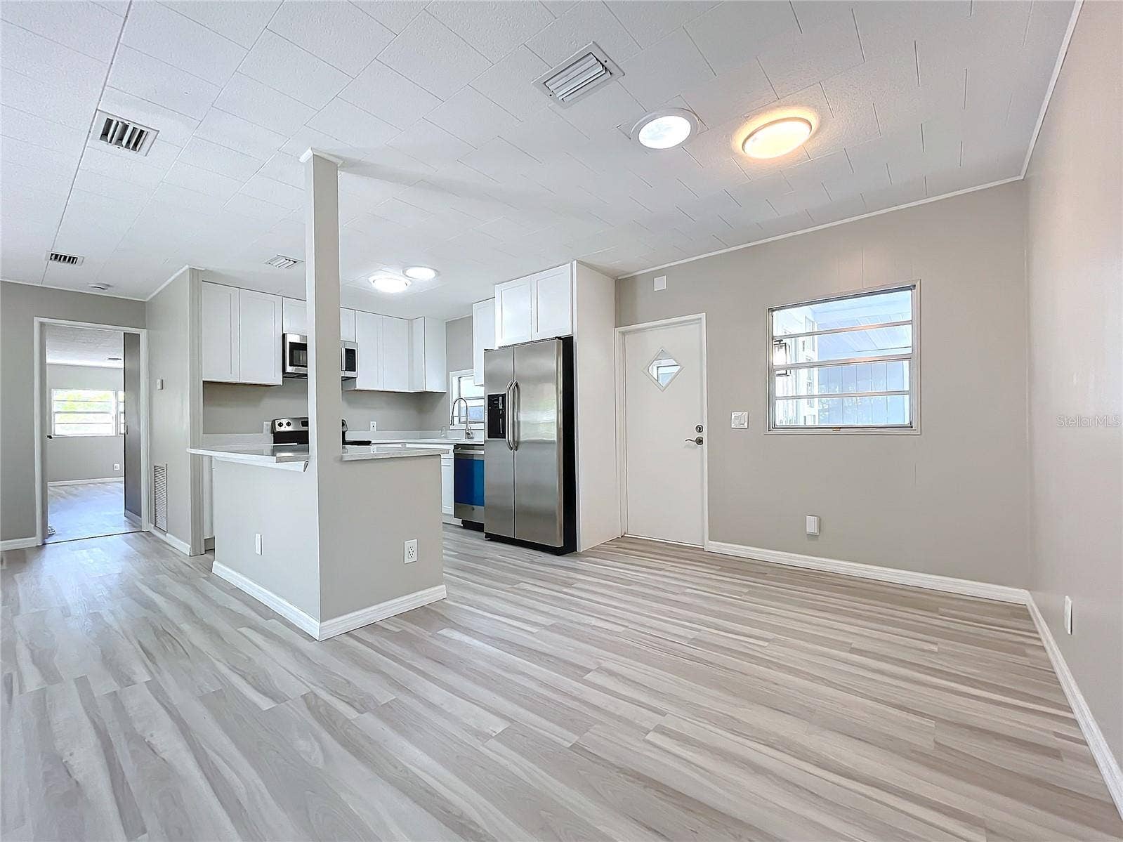 230 PEPPERTREE COURT, Lake Mary, FL 32746 230 PEPPERTREE COURT, Lake Mary, FL 32746