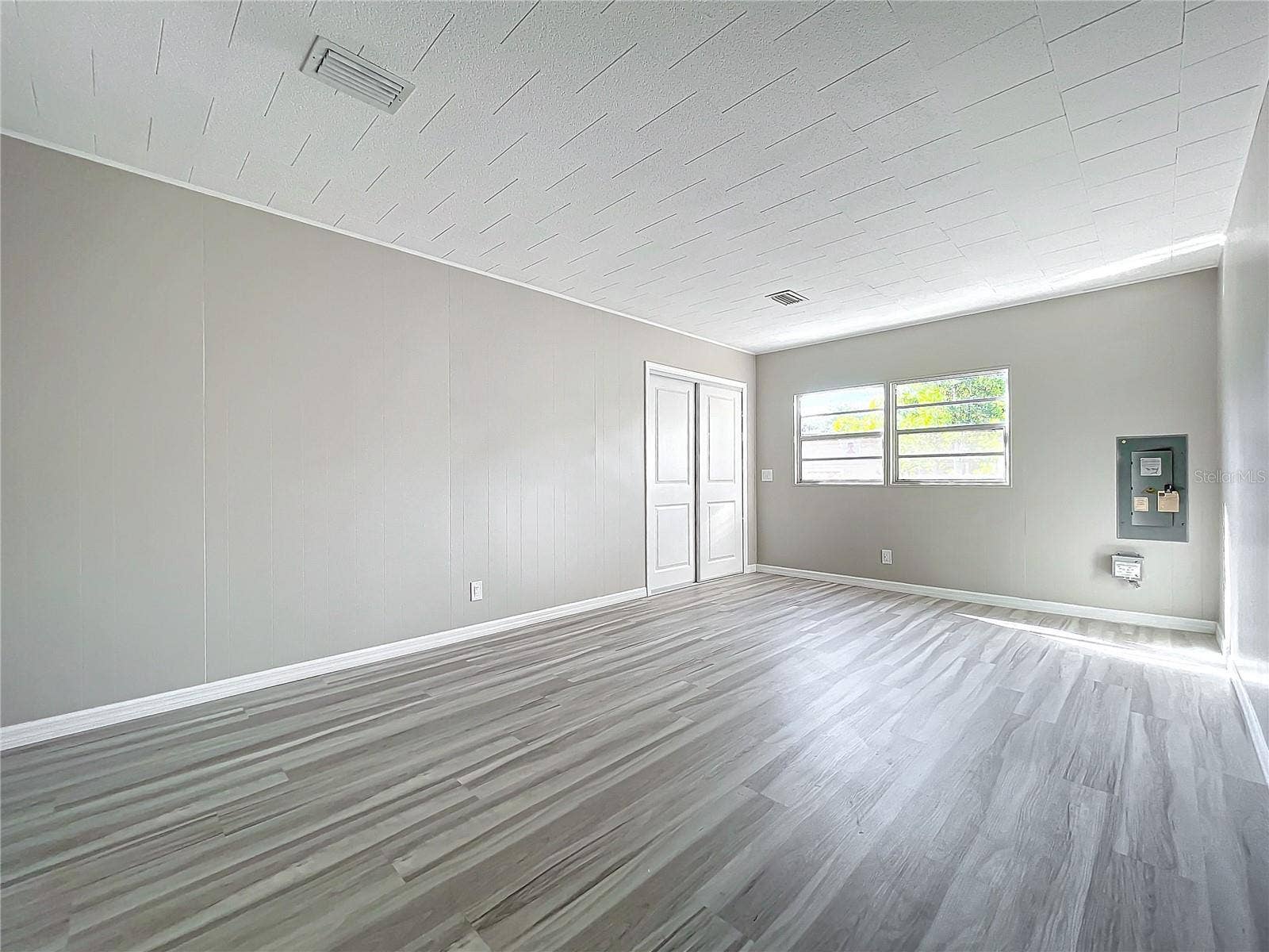 230 PEPPERTREE COURT, Lake Mary, FL 32746 230 PEPPERTREE COURT, Lake Mary, FL 32746