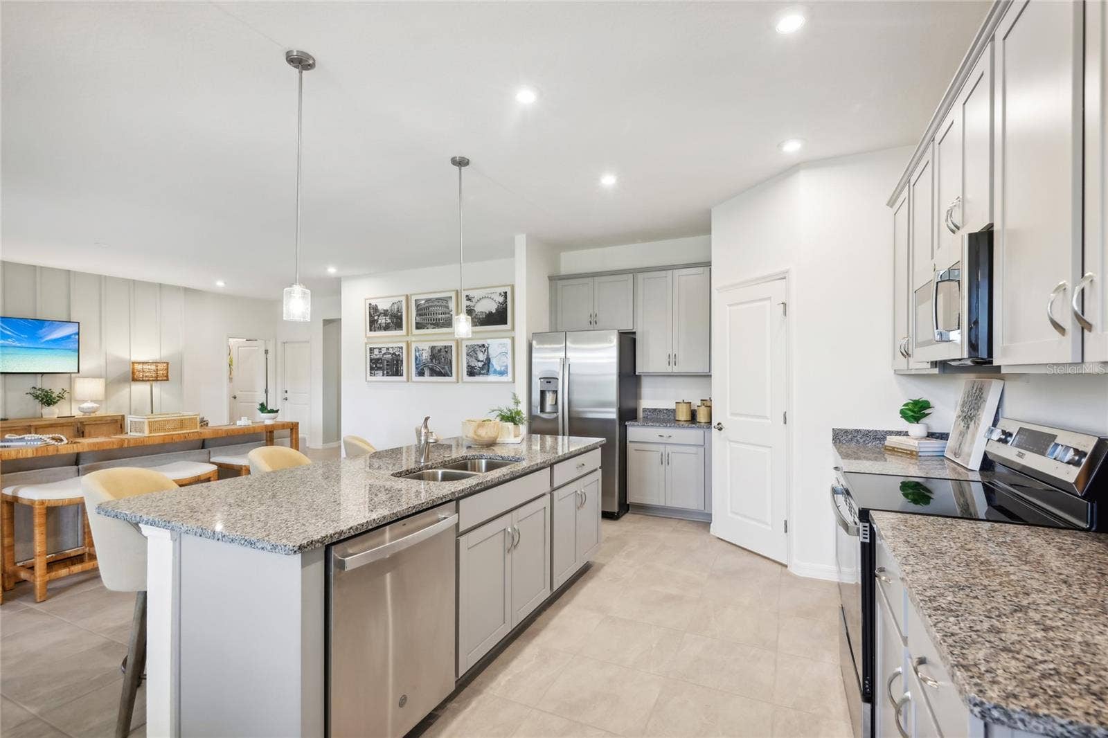 12924 CARA COURT, Grand Island, FL 32735 12924 CARA COURT, Grand Island, FL 32735