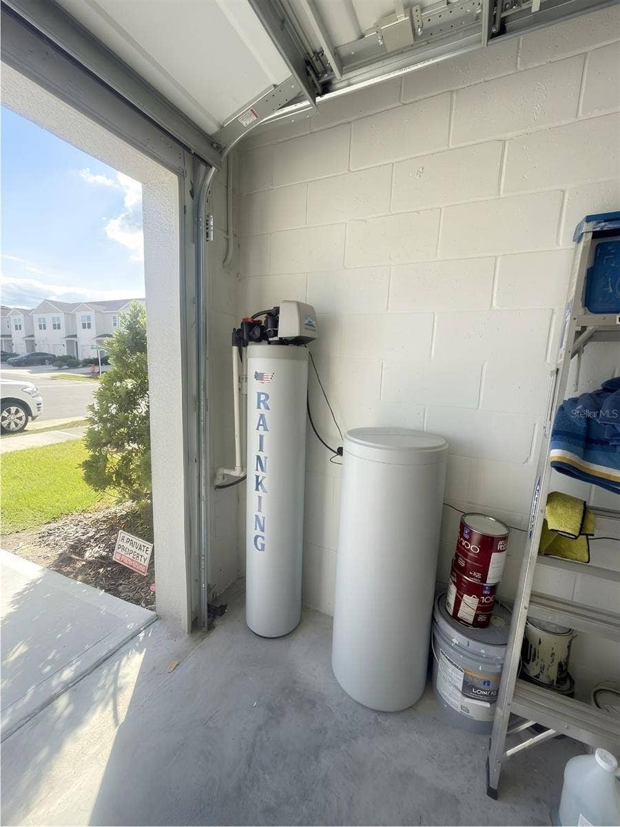 1327 TALLOWWOOD LANE, Davenport, FL 33837 1327 TALLOWWOOD LANE, Davenport, FL 33837