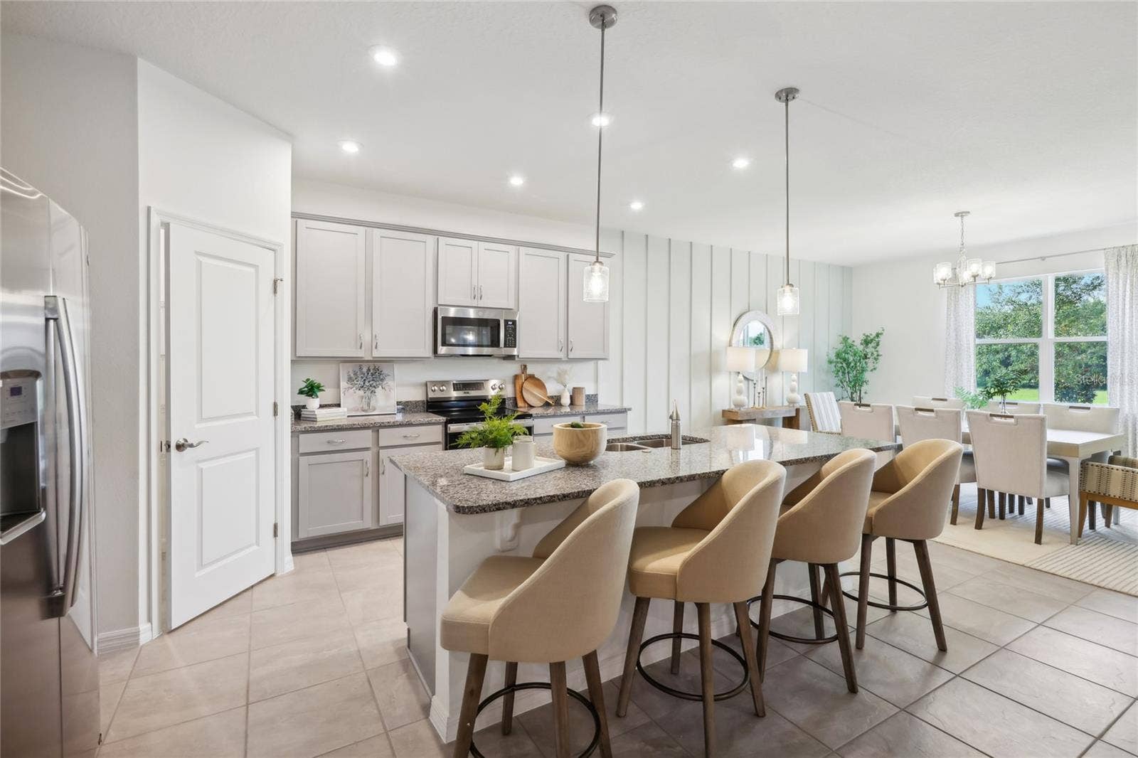 12994 TROVITA DRIVE, Grand Island, FL 32735 12994 TROVITA DRIVE, Grand Island, FL 32735