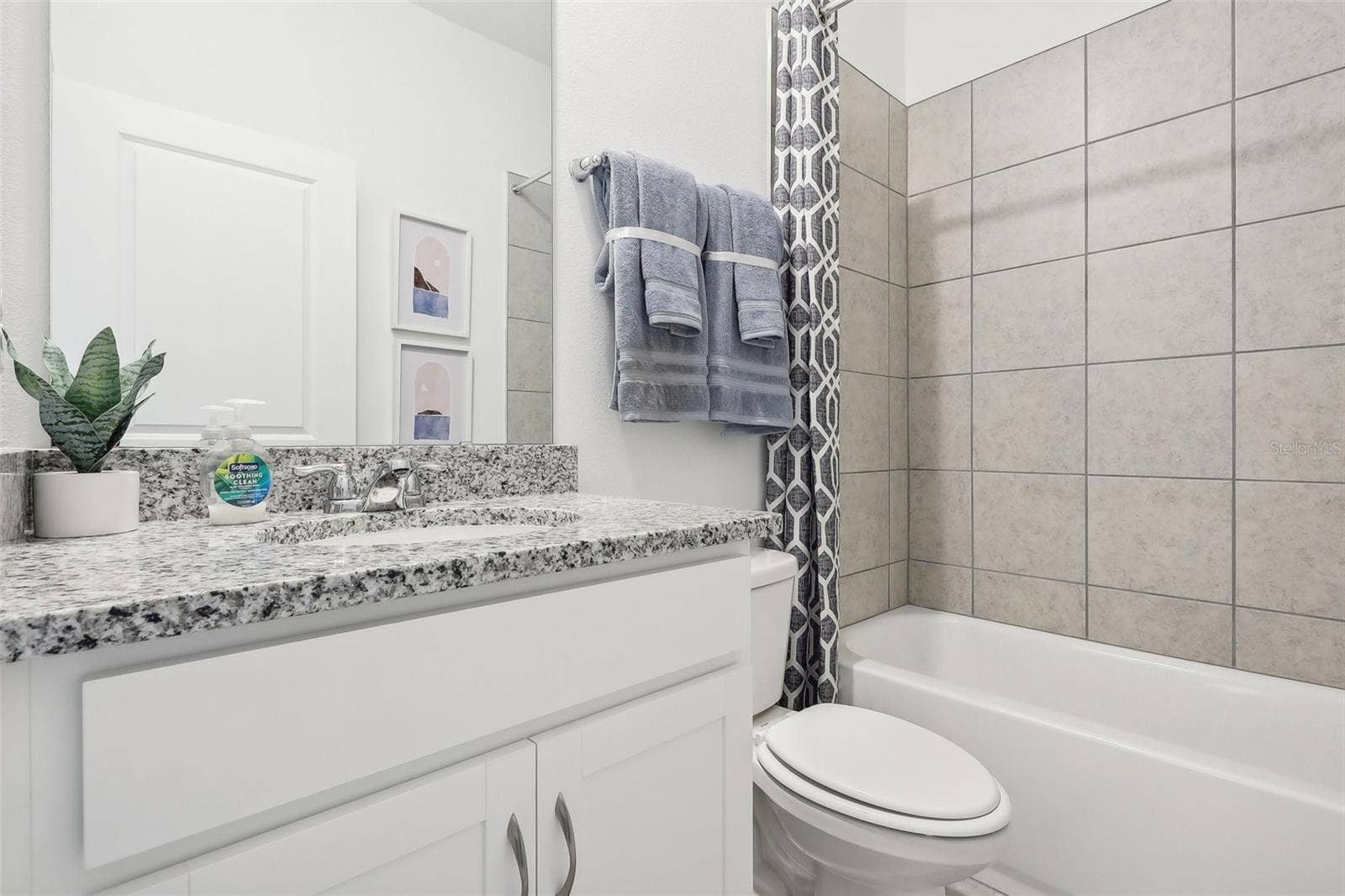 20125 LOVEMERE LANE, Leesburg, FL 34748 20125 LOVEMERE LANE, Leesburg, FL 34748
