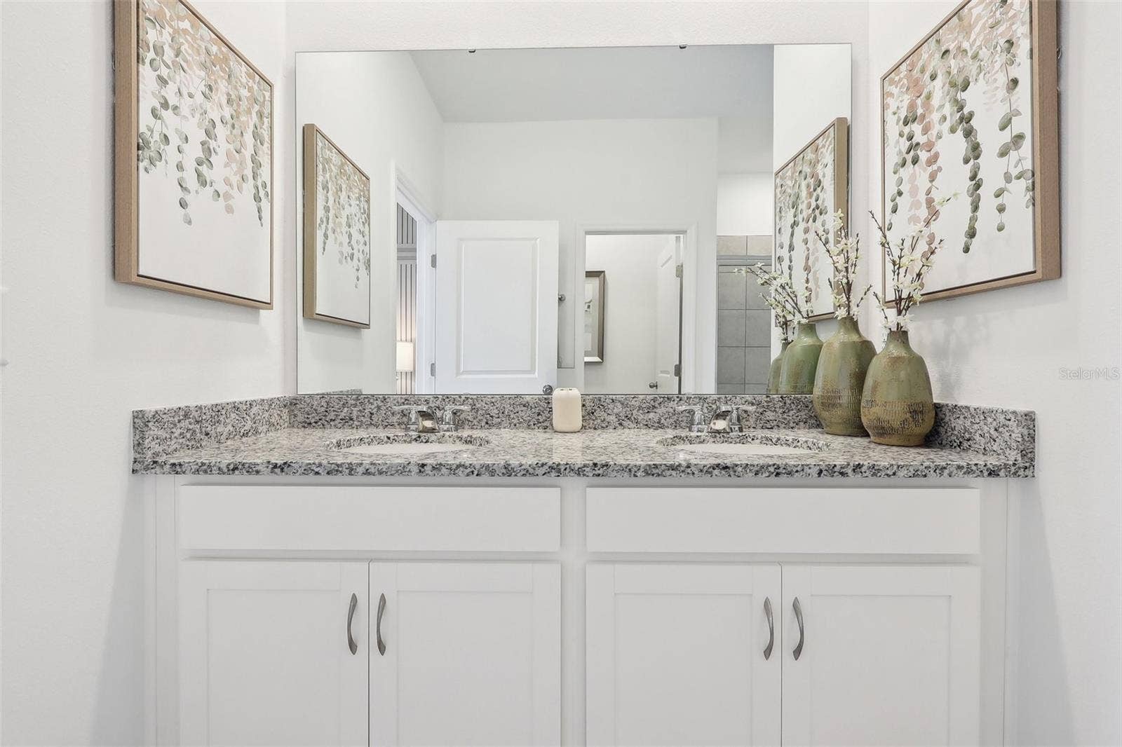 20125 LOVEMERE LANE, Leesburg, FL 34748 20125 LOVEMERE LANE, Leesburg, FL 34748