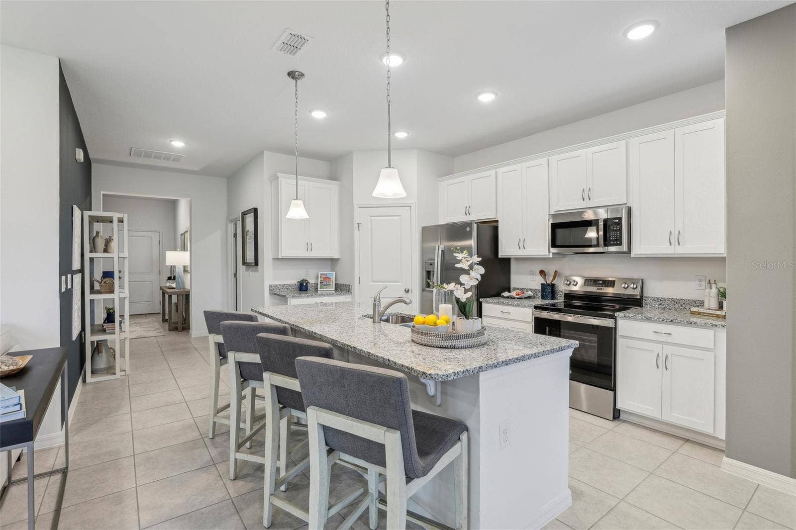 20125 LOVEMERE LANE, Leesburg, FL 34748 20125 LOVEMERE LANE, Leesburg, FL 34748