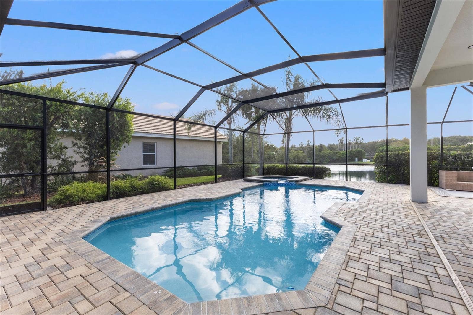 17206 TALENCE COURT, Tampa, FL 33647 Screened pool