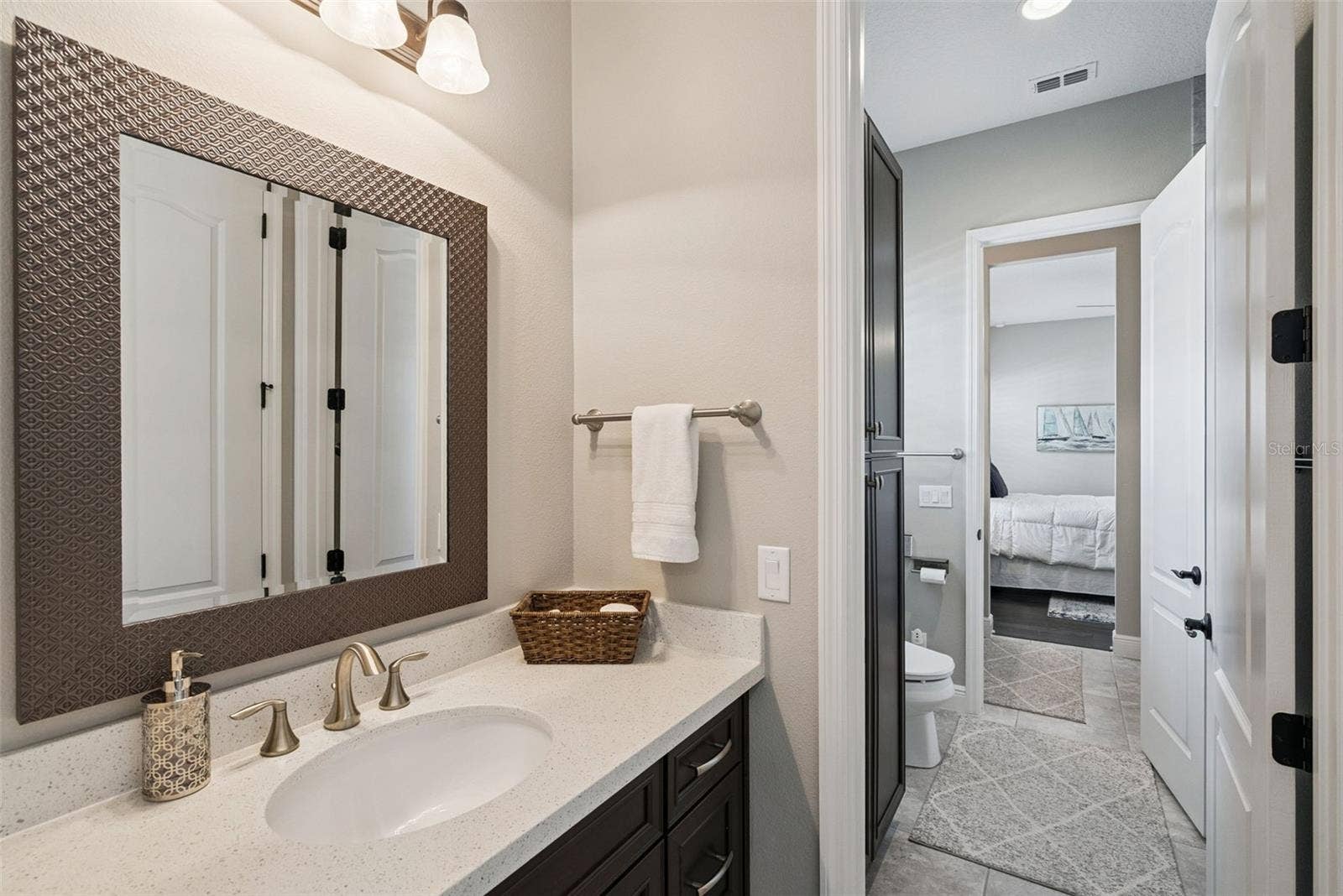 Bedroom 3 vanity