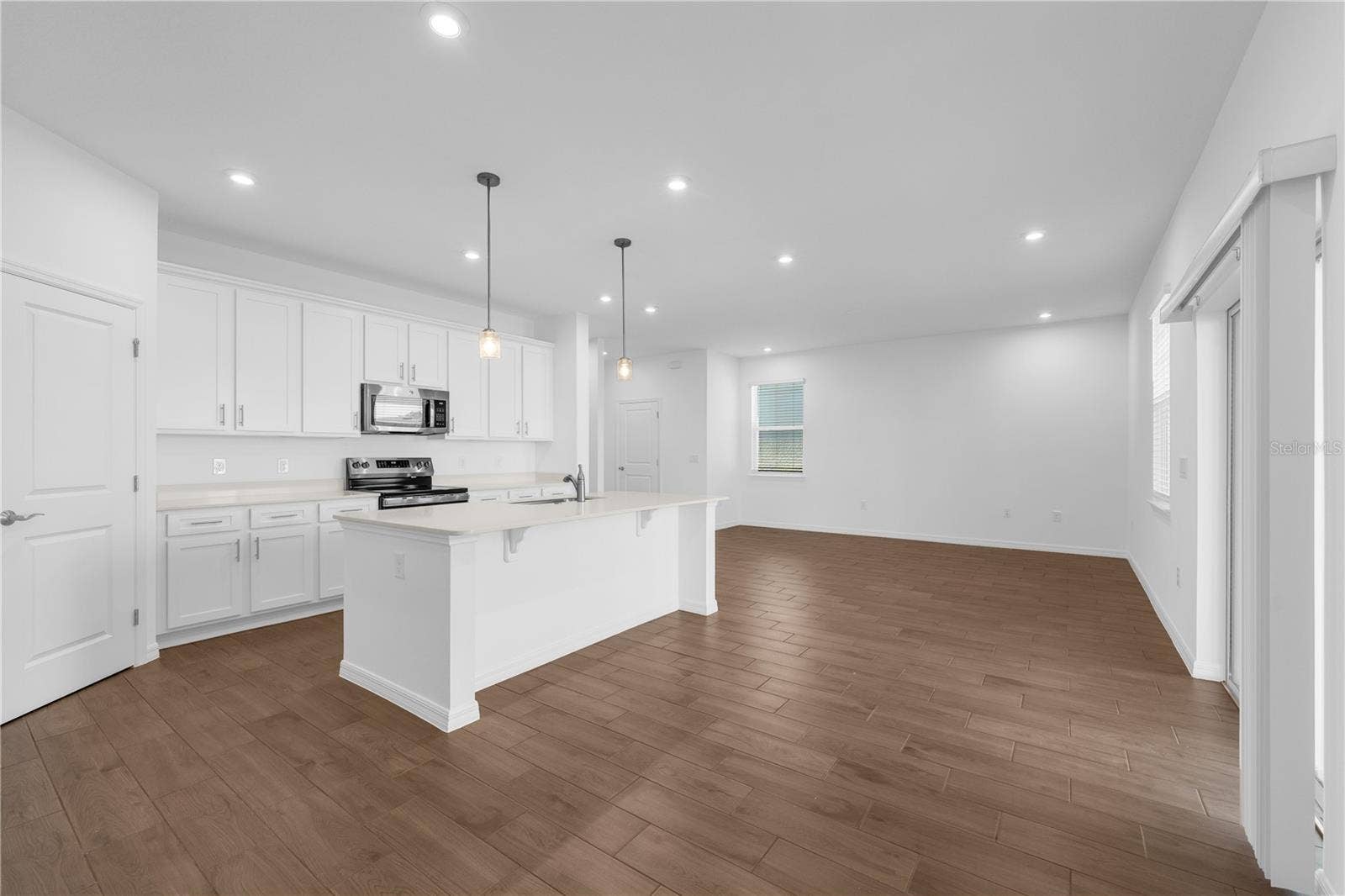 3945 PENTAS ROAD, Tavares, FL 32778 3945 PENTAS ROAD, Tavares, FL 32778