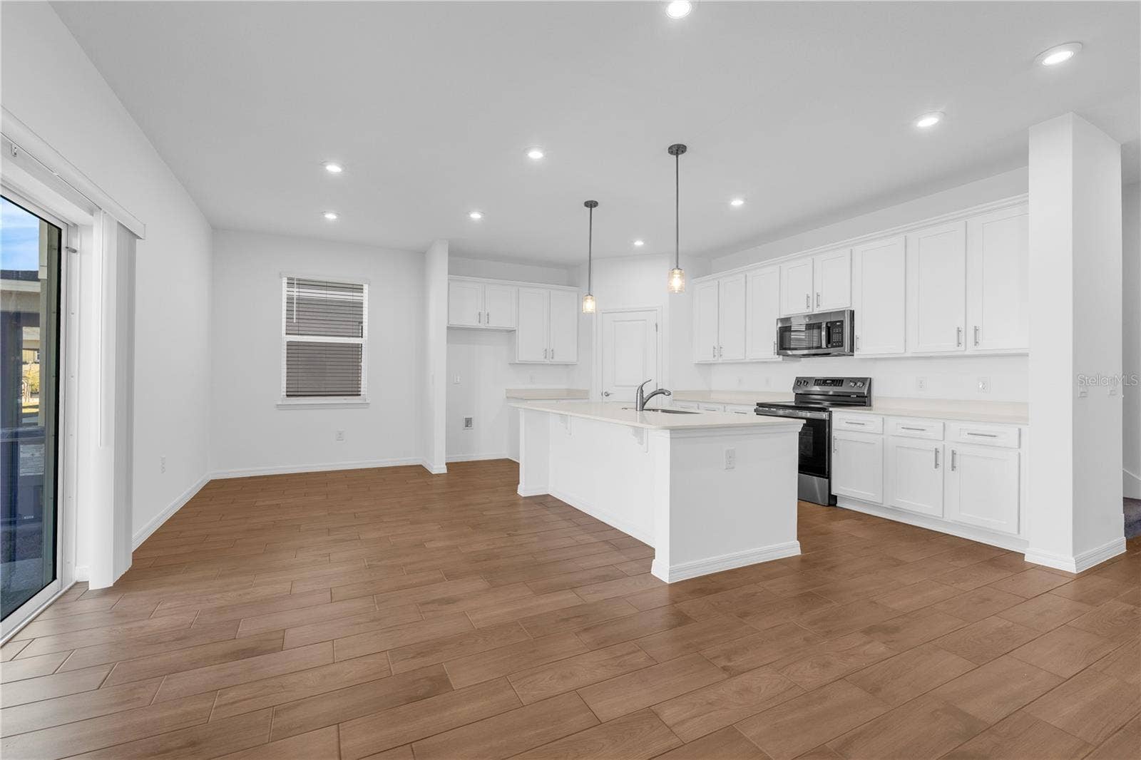 3945 PENTAS ROAD, Tavares, FL 32778 3945 PENTAS ROAD, Tavares, FL 32778