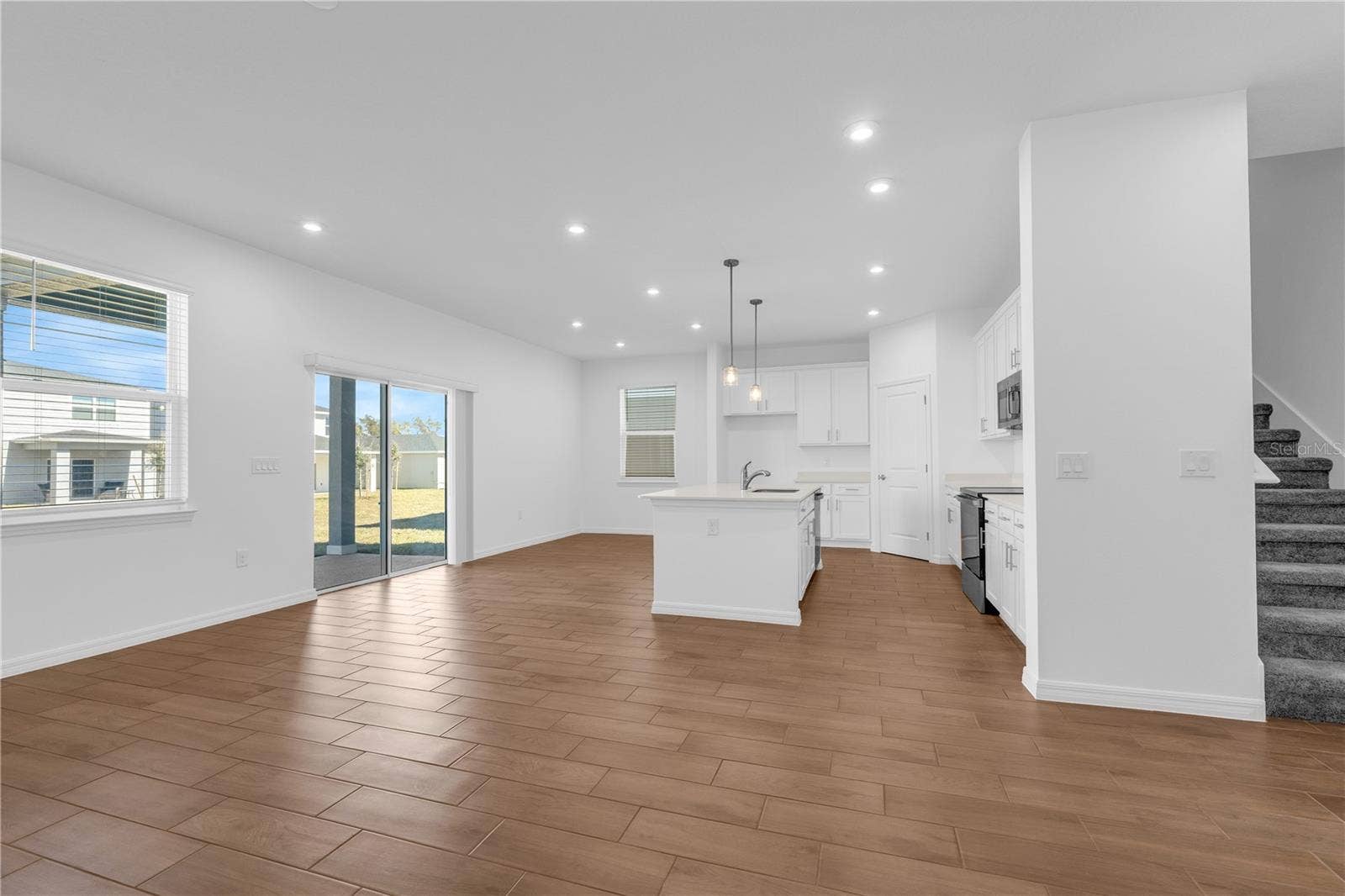 3945 PENTAS ROAD, Tavares, FL 32778 3945 PENTAS ROAD, Tavares, FL 32778