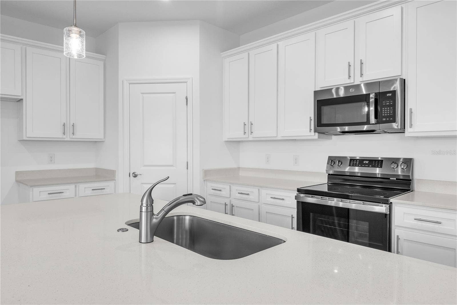3945 PENTAS ROAD, Tavares, FL 32778 3945 PENTAS ROAD, Tavares, FL 32778