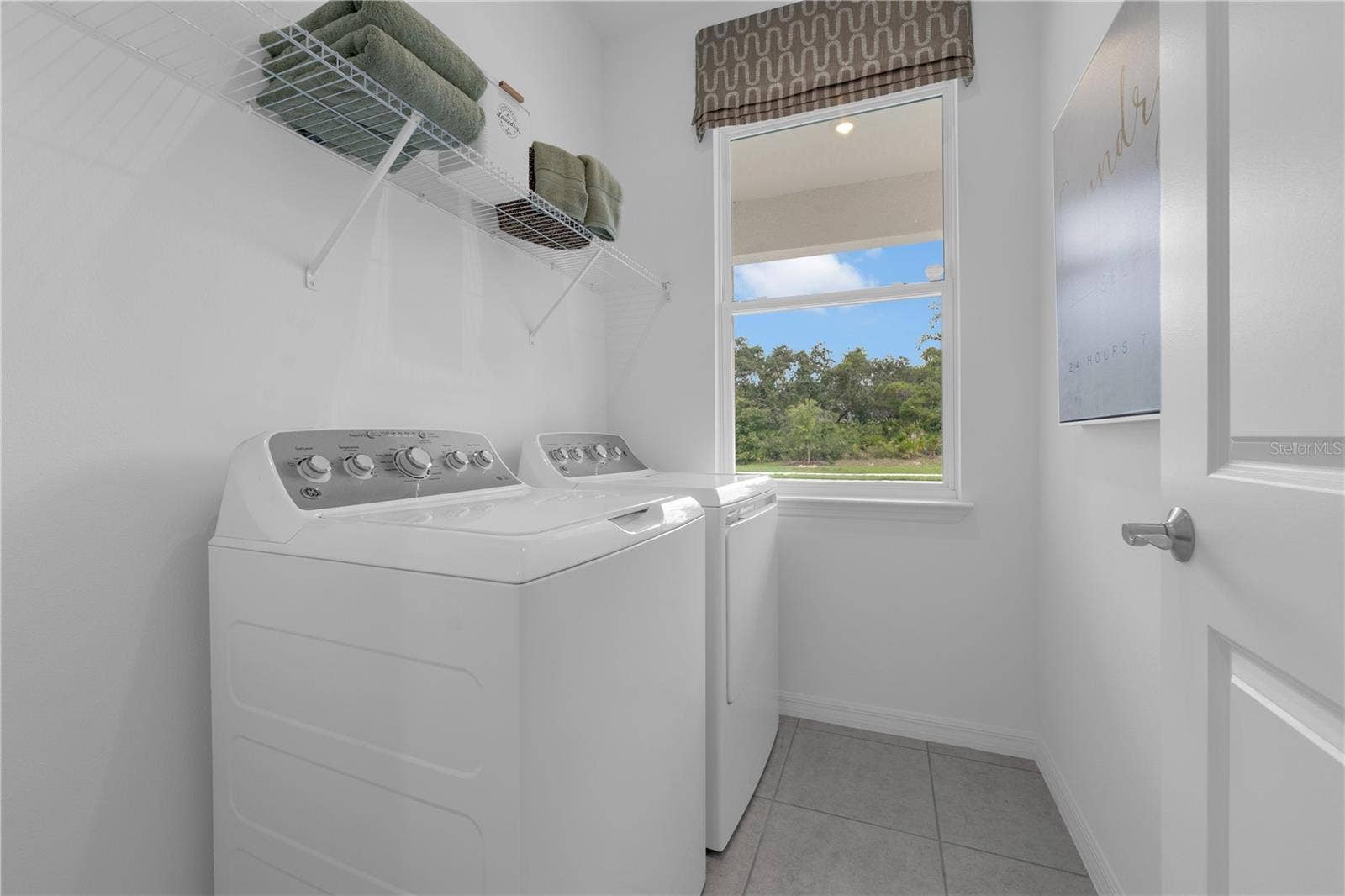 3936 PENTAS WAY, Tavares, FL 32778 3936 PENTAS WAY, Tavares, FL 32778
