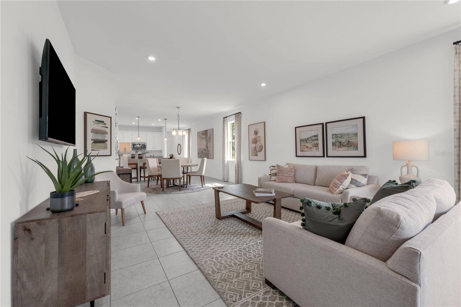 3936 PENTAS WAY, Tavares, FL 32778 3936 PENTAS WAY, Tavares, FL 32778