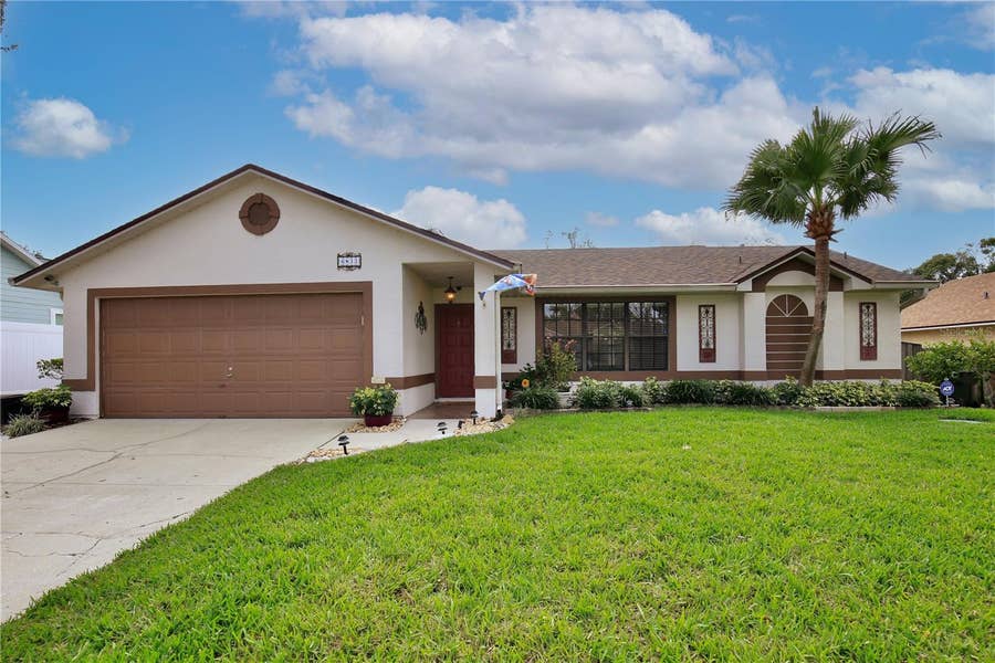 Property photo for 6833 WOODGRAIN COURT, Ocoee, FL