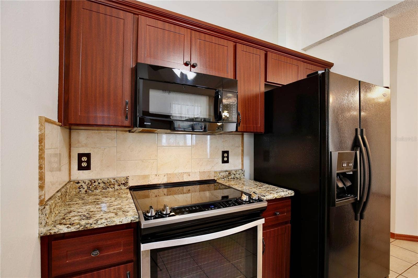 6833 WOODGRAIN COURT, Ocoee, FL 34761 6833 WOODGRAIN COURT, Ocoee, FL 34761