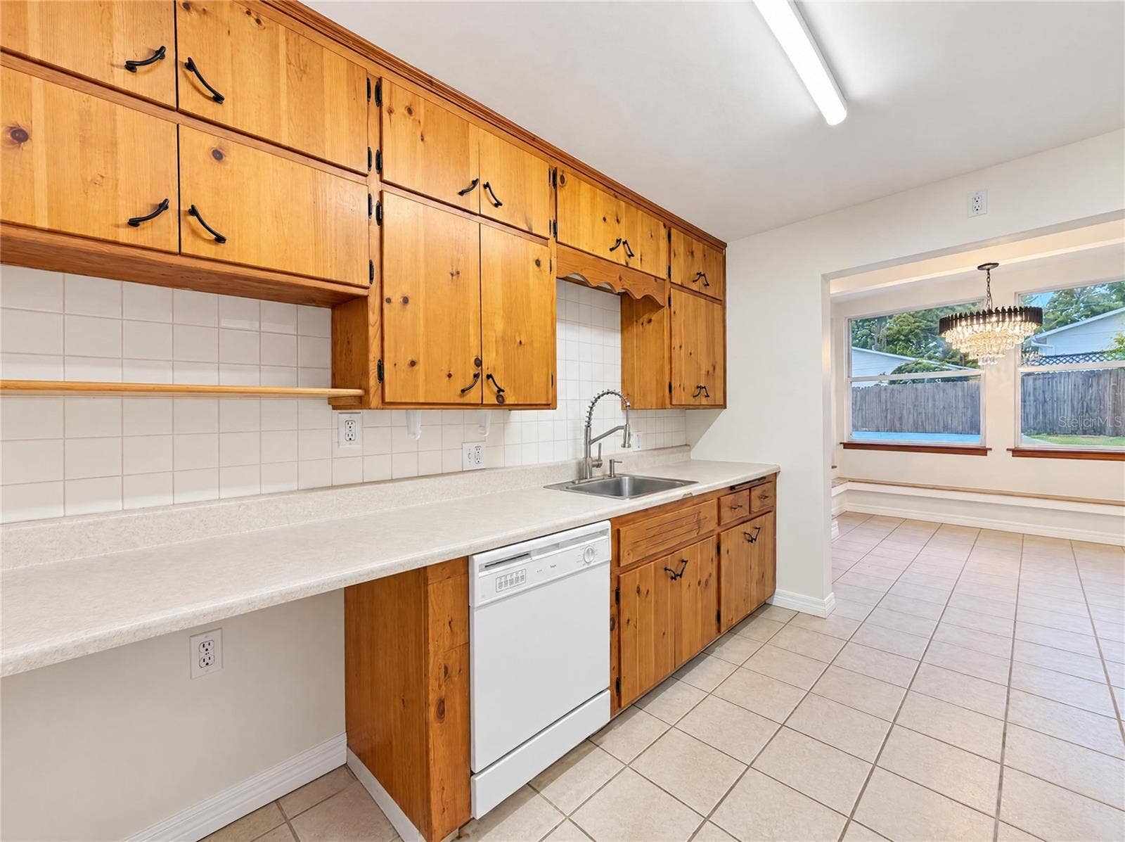 1713 HILLSIDE DRIVE, Tampa, FL 33610