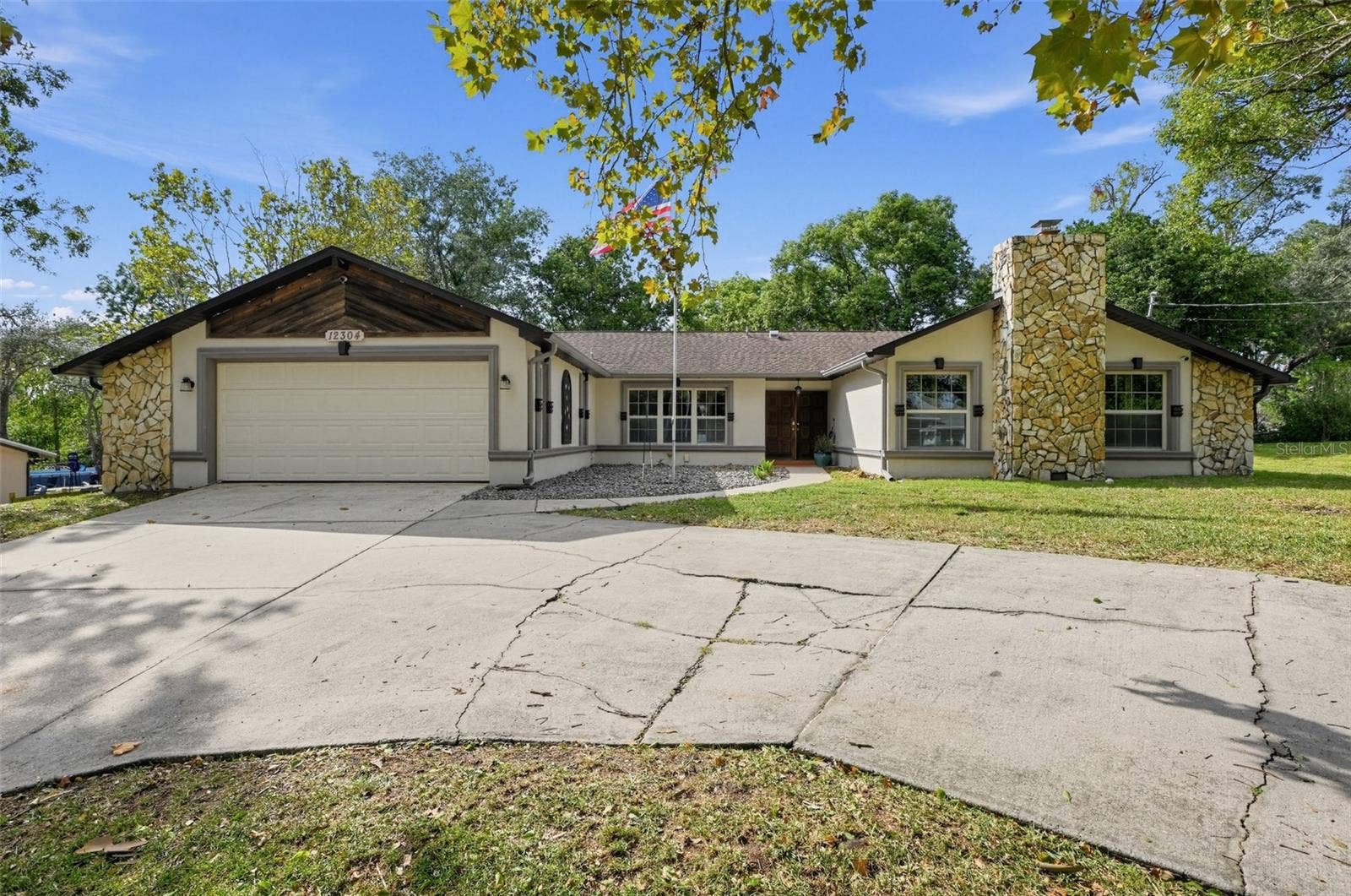 12304 CORONADO DRIVE, Spring Hill, FL 34609 Front