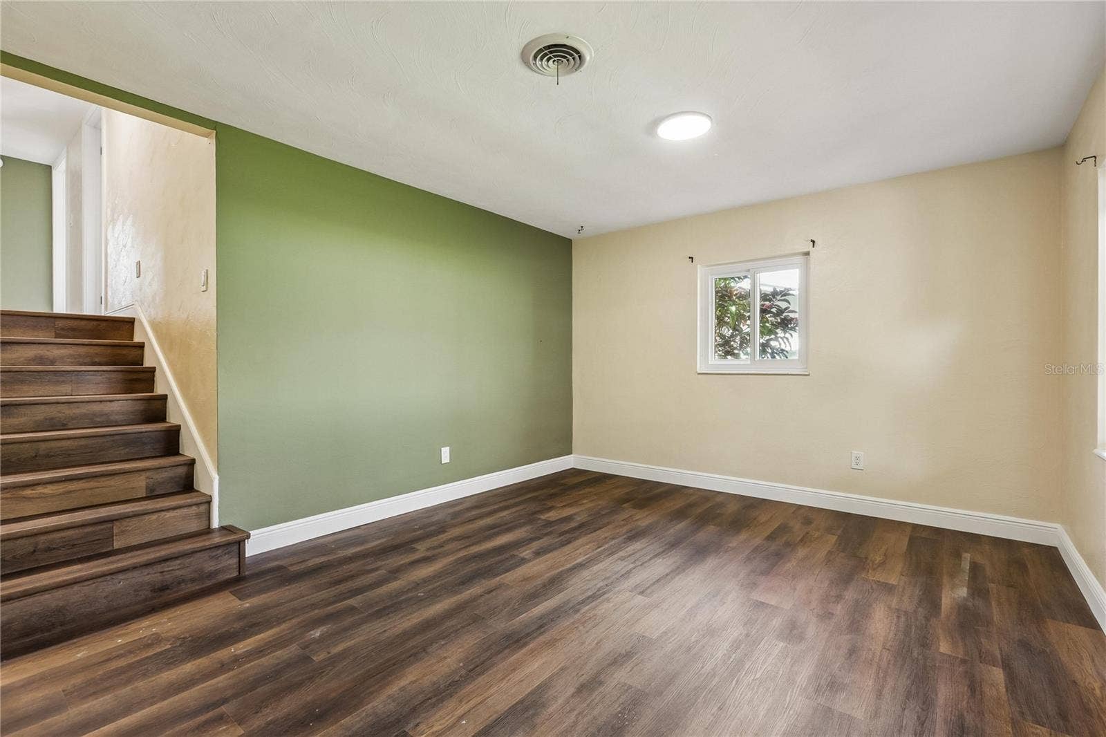 328 W COMANCHE AVENUE, Tampa, FL 33604