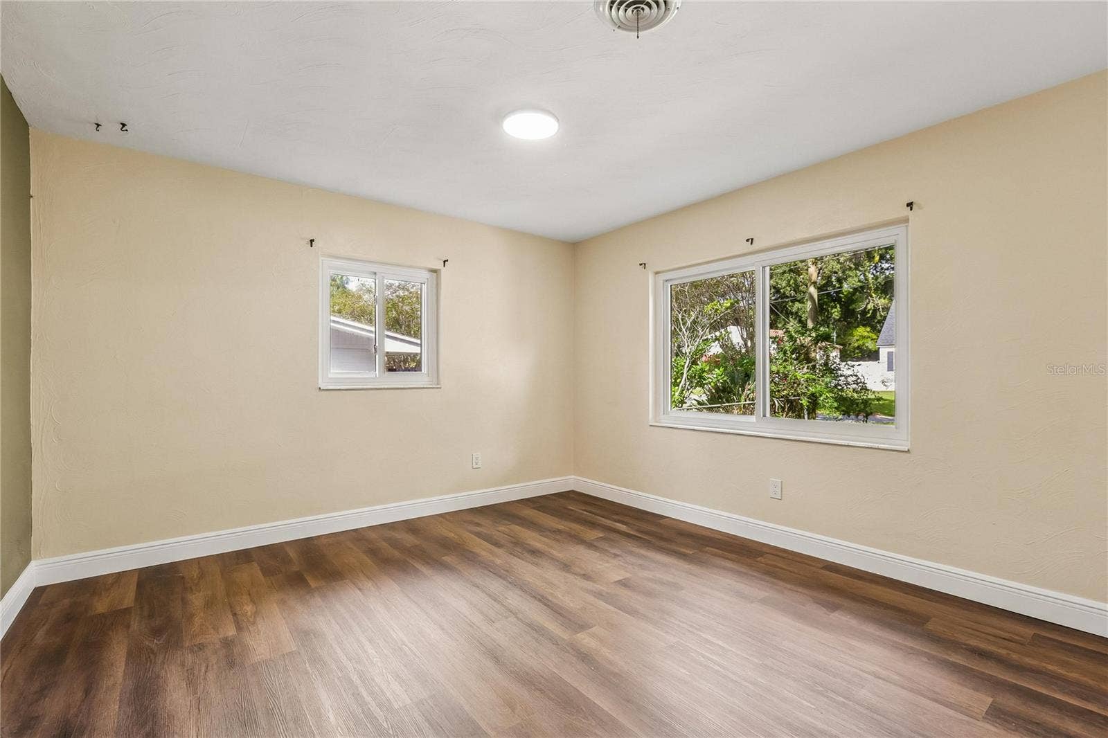 328 W COMANCHE AVENUE, Tampa, FL 33604