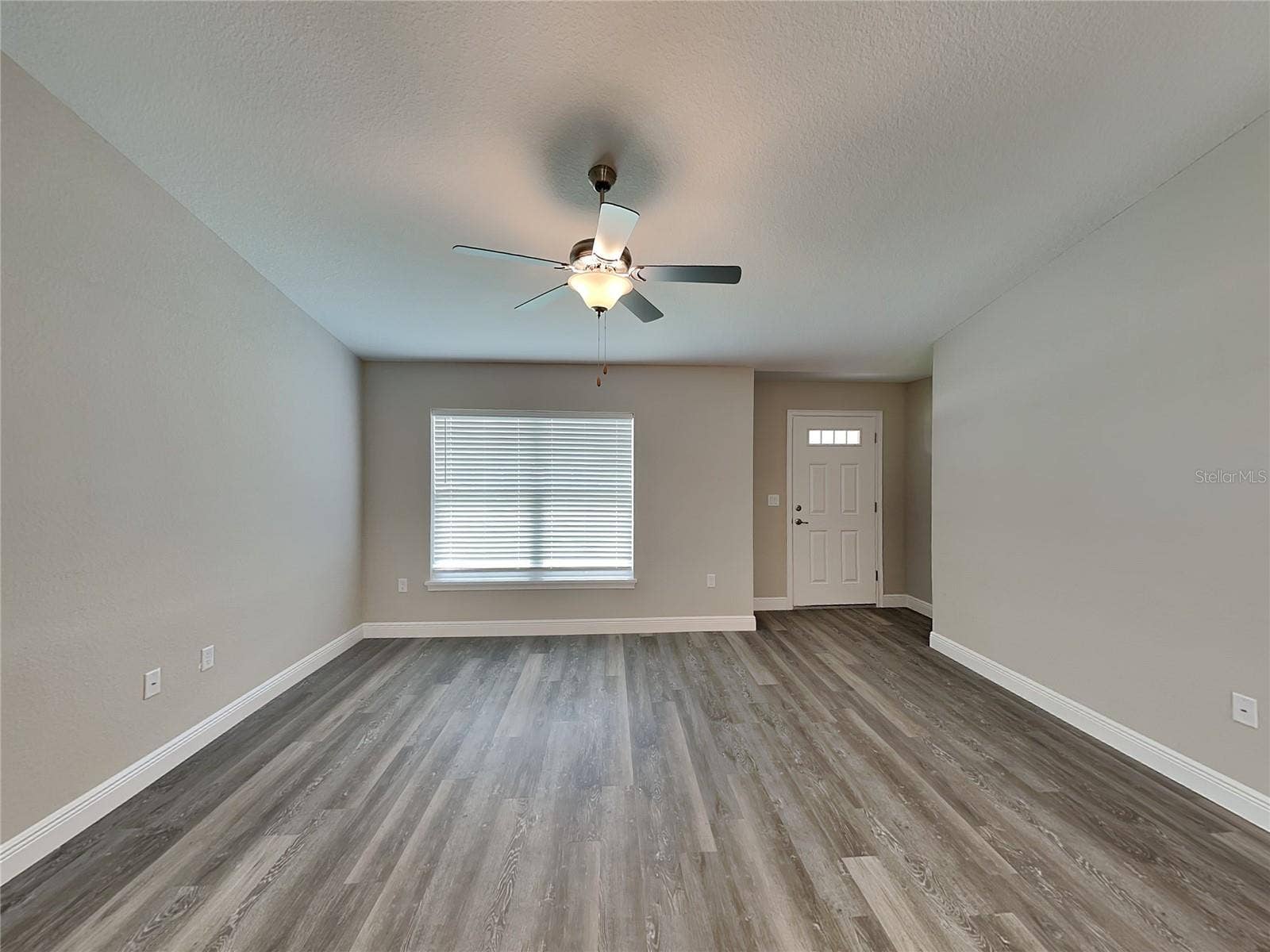 8520 N SUSSEX DRIVE, Citrus Springs, FL 34434
