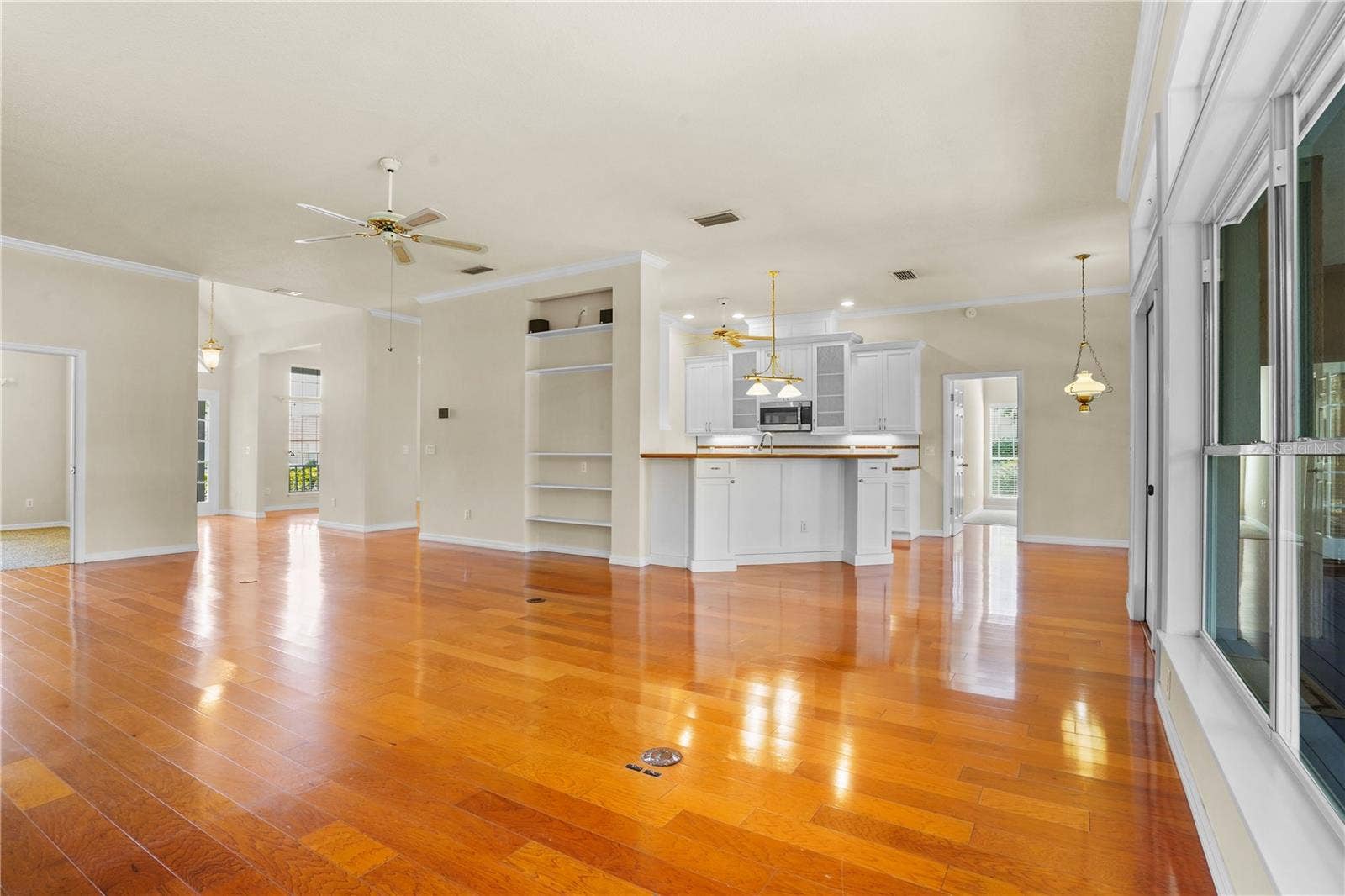 918 GOLF VALLEY DRIVE, Apopka, FL 32712 918 GOLF VALLEY DRIVE, Apopka, FL 32712