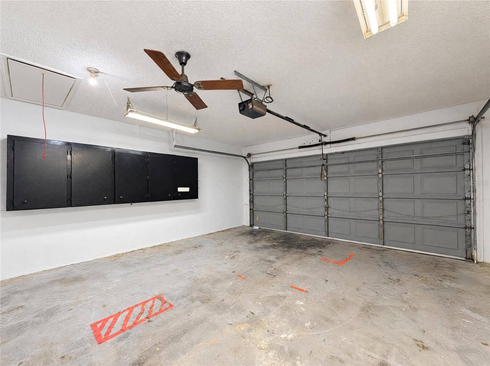 5201 EAGLE ISLAND DRIVE, Land O Lakes, FL 34639 5201 EAGLE ISLAND DRIVE, Land O Lakes, FL 34639