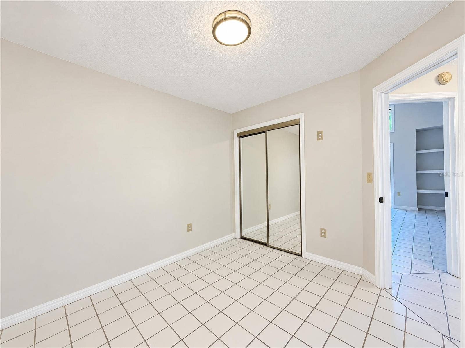 5201 EAGLE ISLAND DRIVE, Land O Lakes, FL 34639 5201 EAGLE ISLAND DRIVE, Land O Lakes, FL 34639