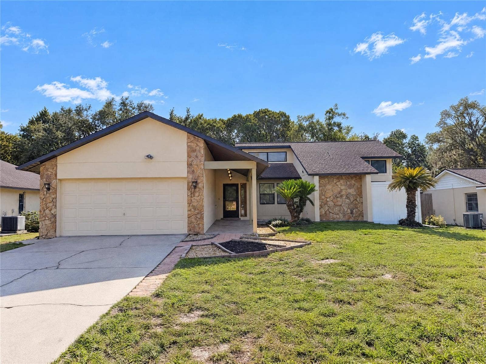 5201 EAGLE ISLAND DRIVE, Land O Lakes, FL 34639 5201 EAGLE ISLAND DRIVE, Land O Lakes, FL 34639