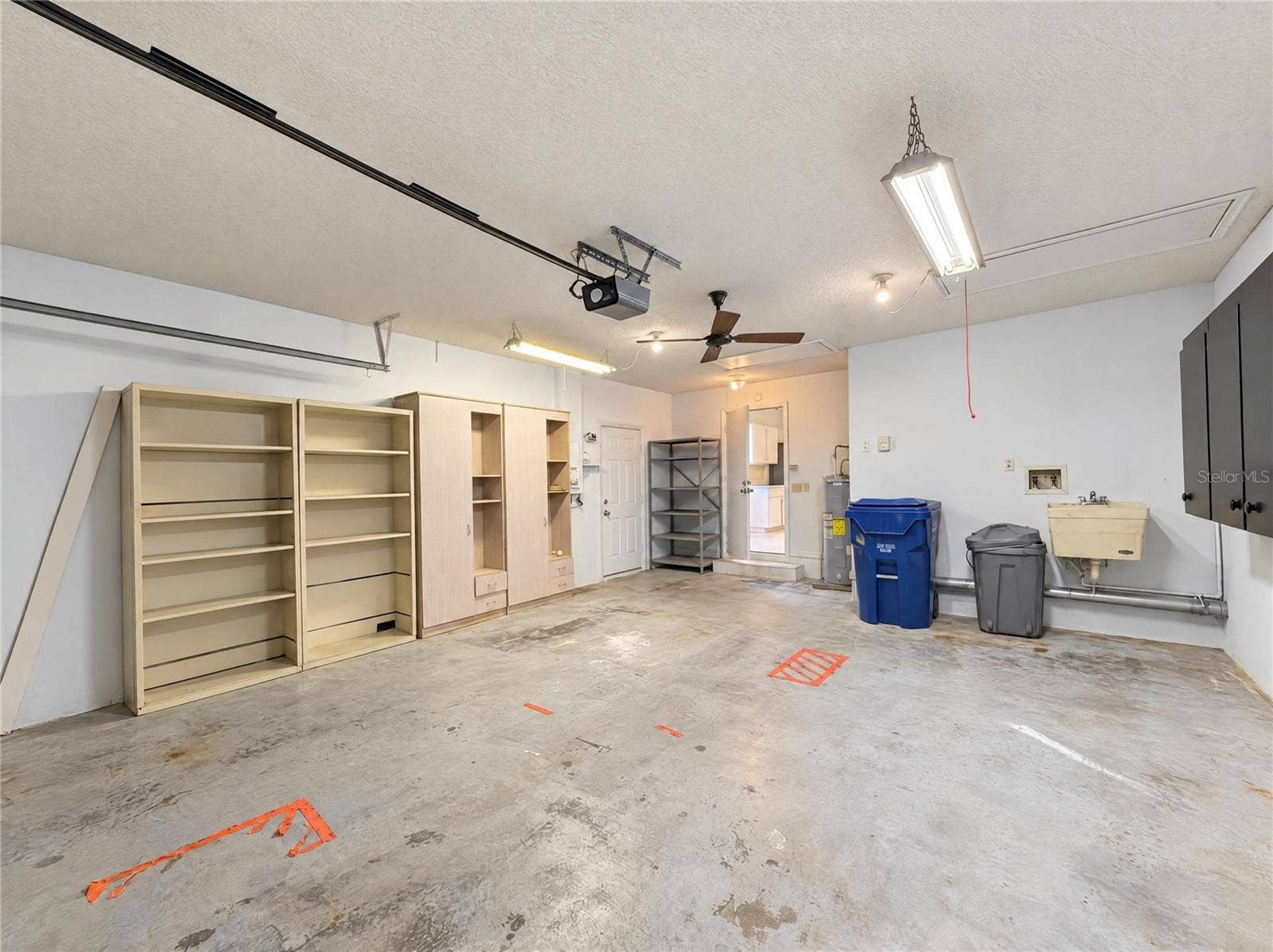5201 EAGLE ISLAND DRIVE, Land O Lakes, FL 34639 5201 EAGLE ISLAND DRIVE, Land O Lakes, FL 34639