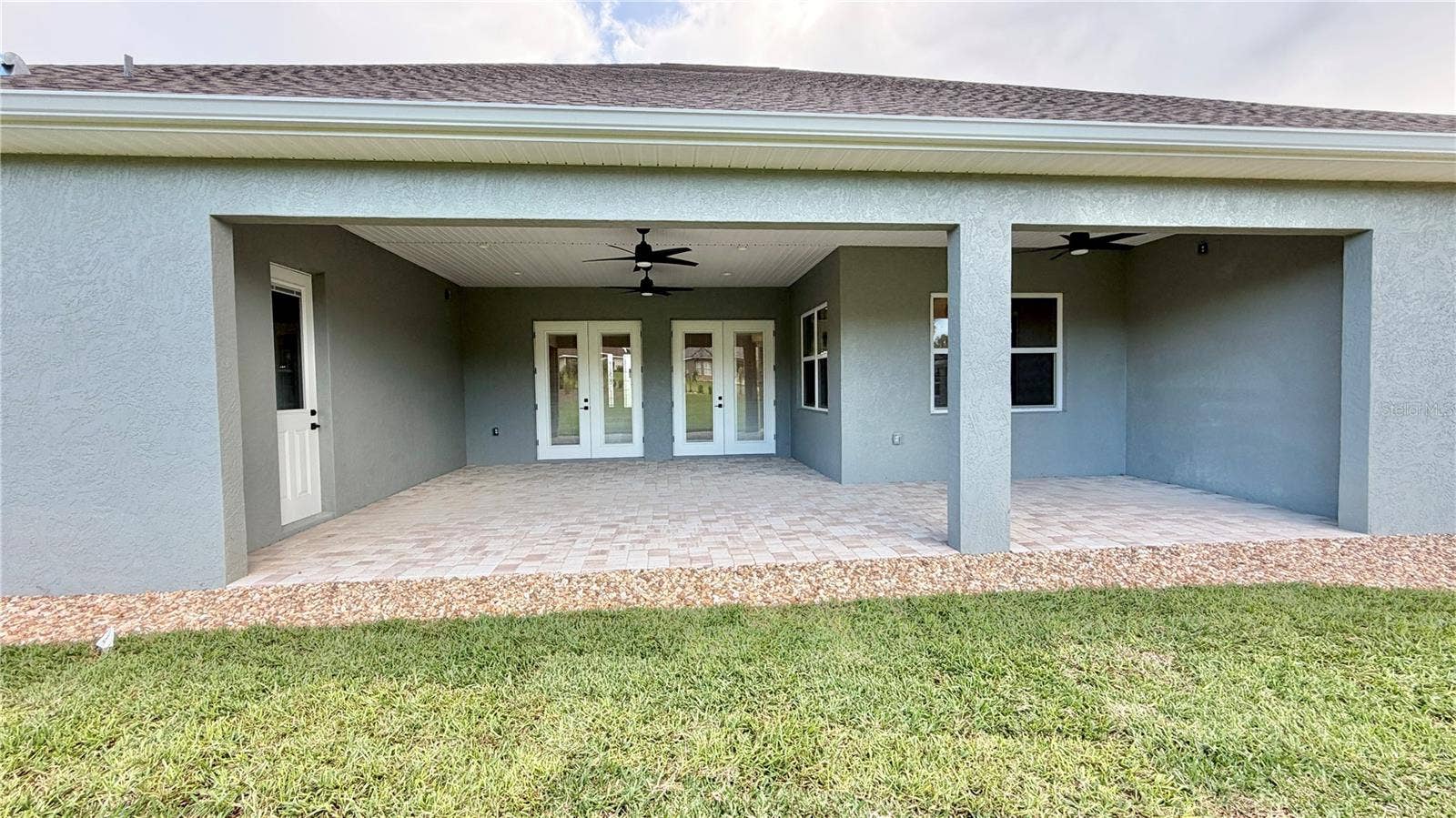 17933 SW 66TH PLACE, Dunnellon, FL 34432 Covered Patio