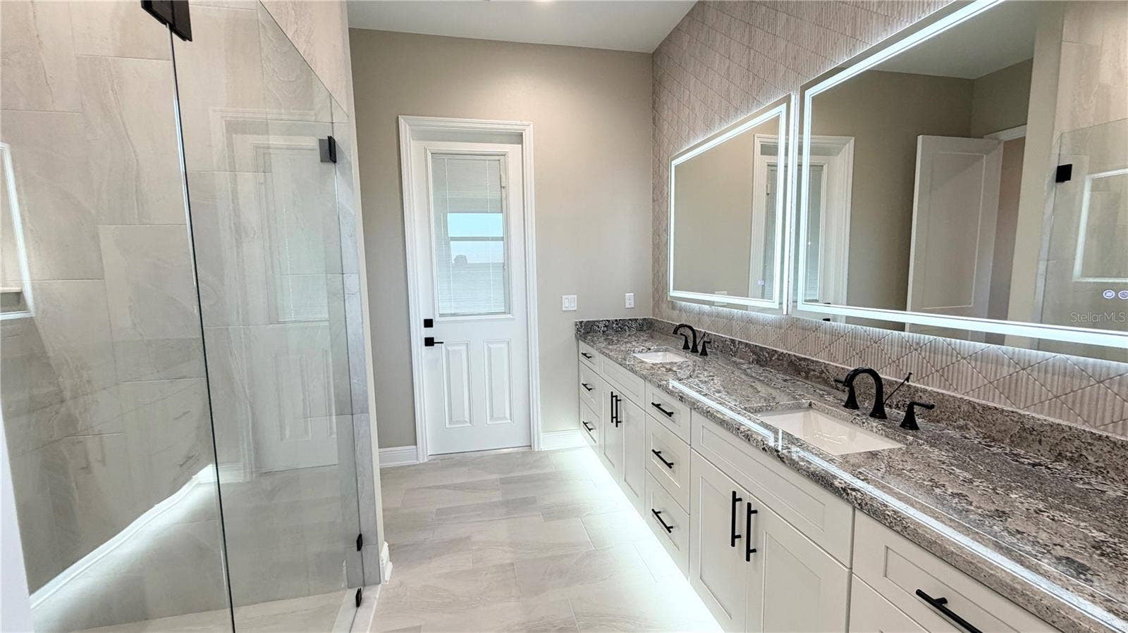 17933 SW 66TH PLACE, Dunnellon, FL 34432 Primary Bathroom En Suite