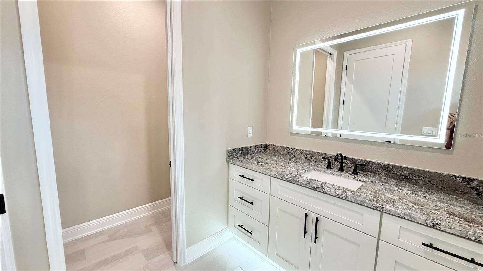 17933 SW 66TH PLACE, Dunnellon, FL 34432 Full Bathroom 2 En Suite