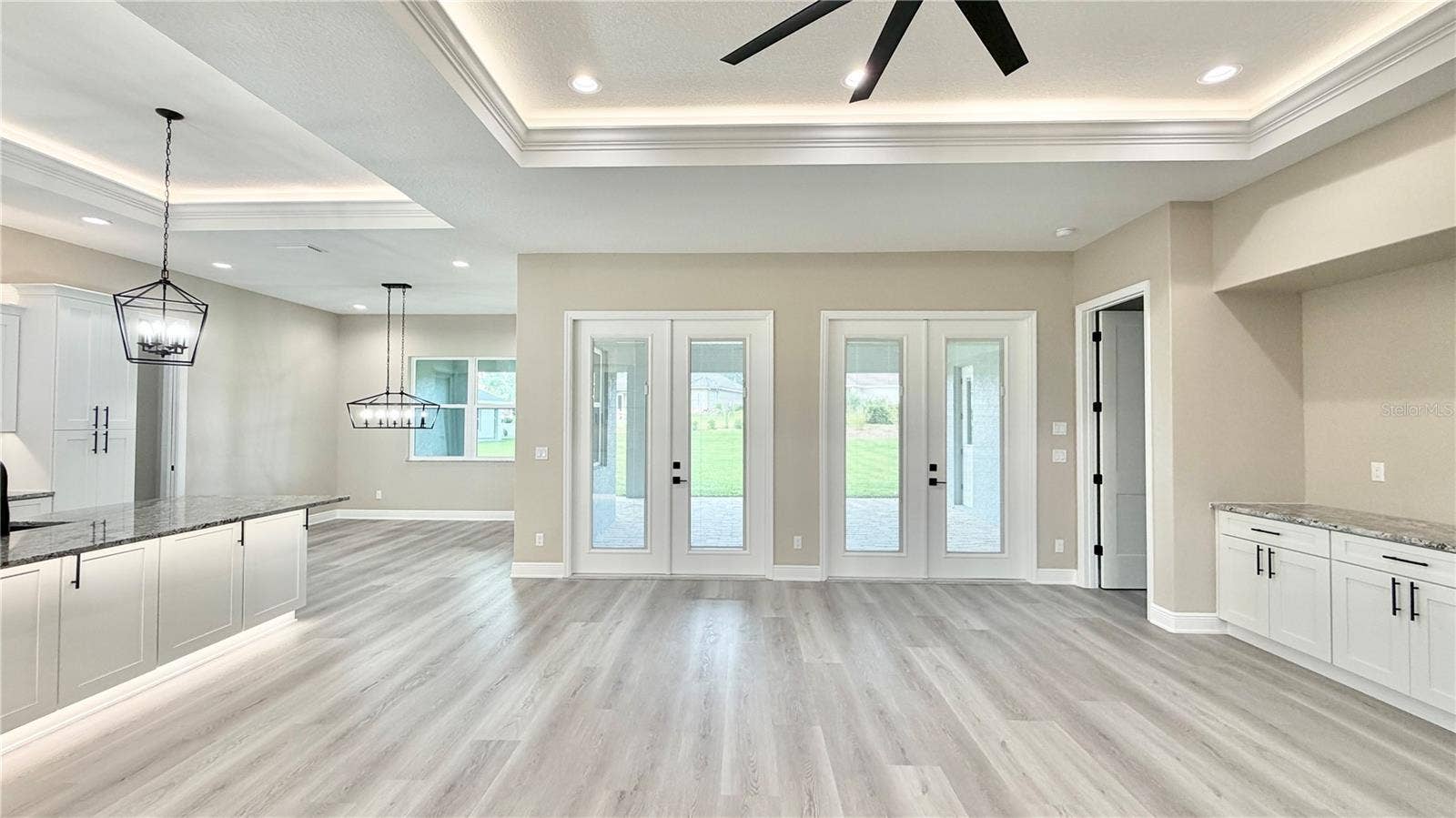 17933 SW 66TH PLACE, Dunnellon, FL 34432 Living Room