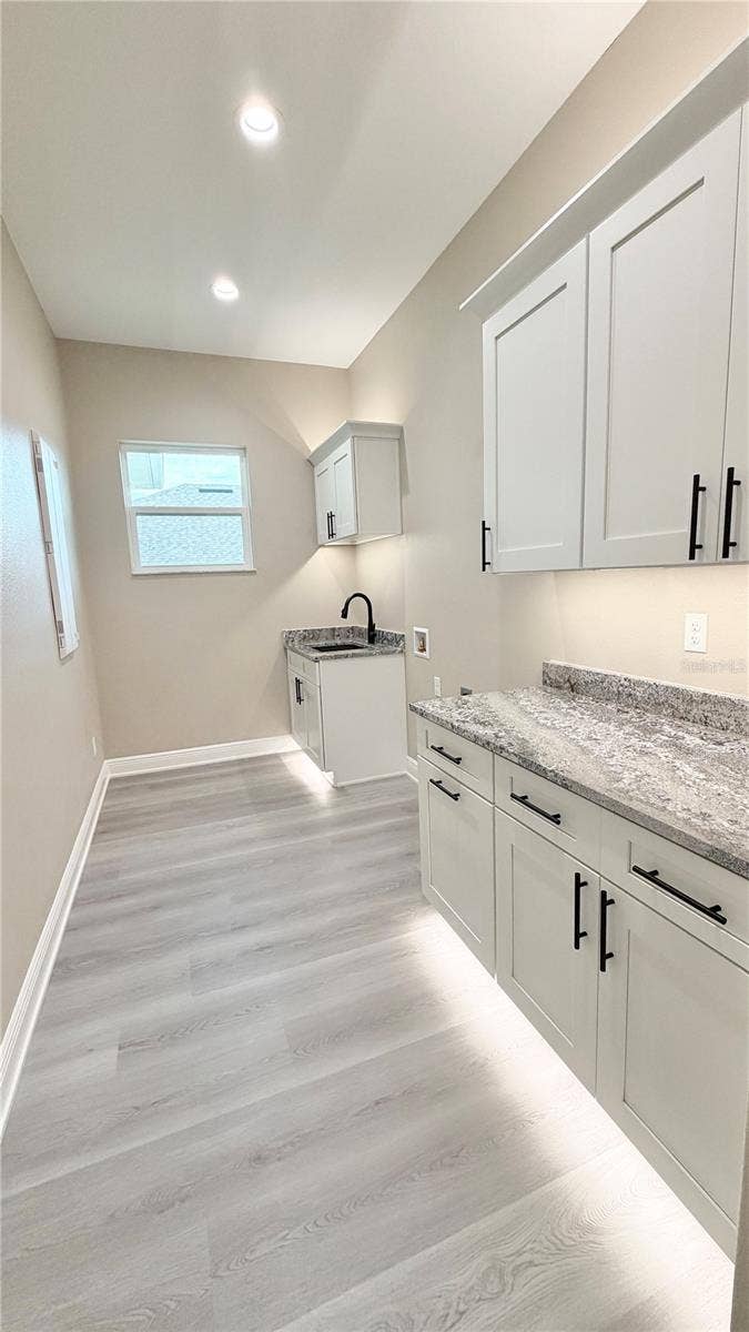 17933 SW 66TH PLACE, Dunnellon, FL 34432 Laundry Room