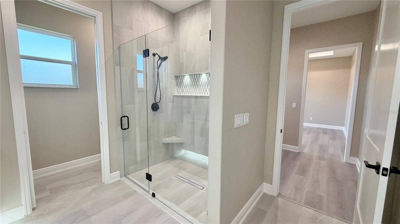 17933 SW 66TH PLACE, Dunnellon, FL 34432 Primary Bathroom En Suite