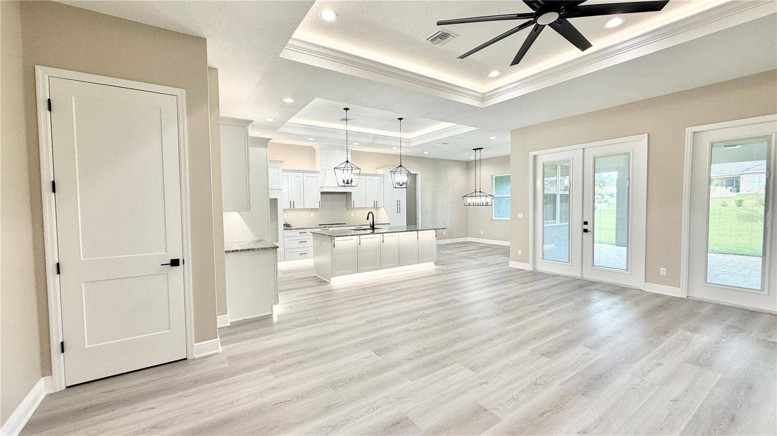 17933 SW 66TH PLACE, Dunnellon, FL 34432 Living Room