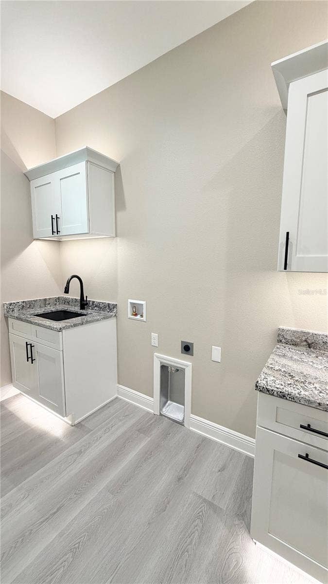 17933 SW 66TH PLACE, Dunnellon, FL 34432 Laundry Room