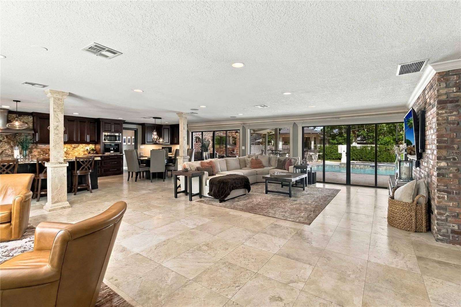 111 PINE TREE LANE, Altamonte Springs, FL 32714 Great Room Open Floorplan