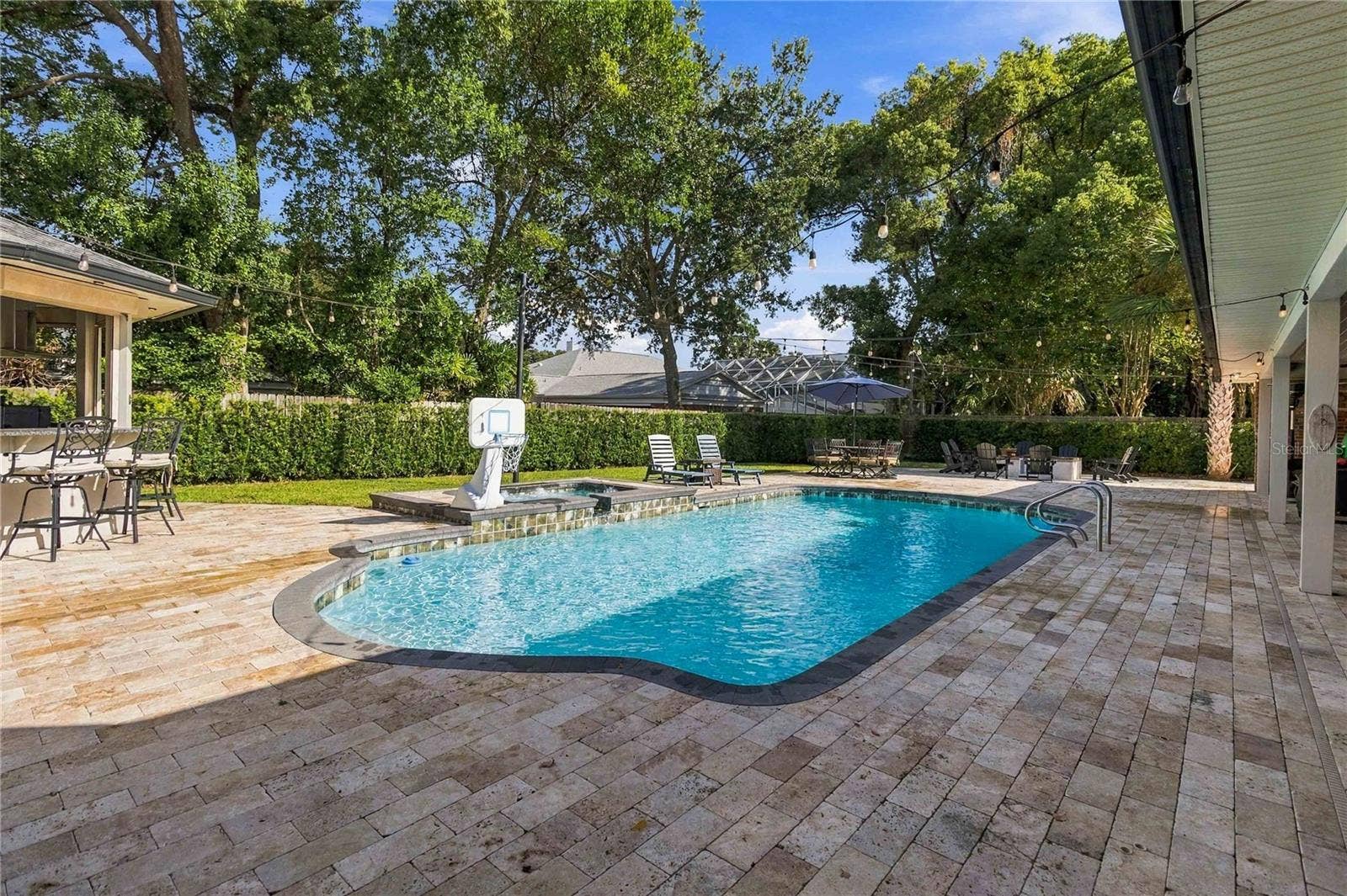 111 PINE TREE LANE, Altamonte Springs, FL 32714 Pool/Spa