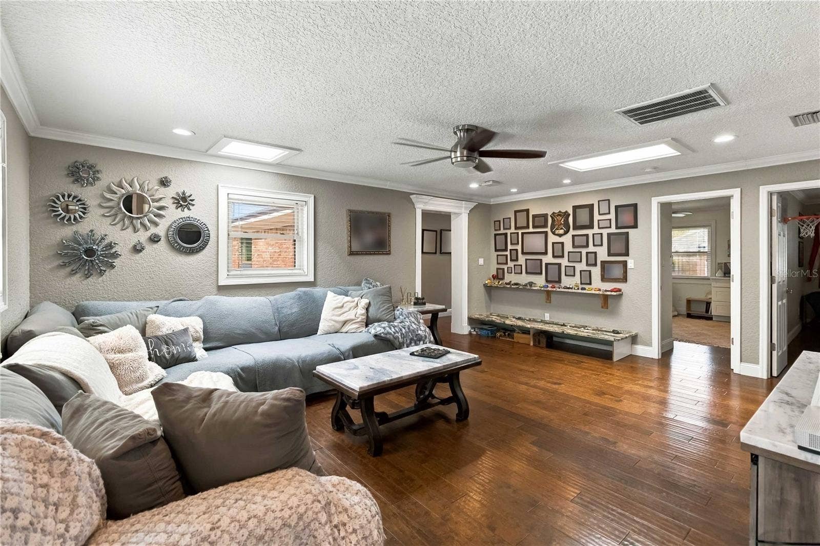 111 PINE TREE LANE, Altamonte Springs, FL 32714 plit side of home Bonus Room/ Extra Living area