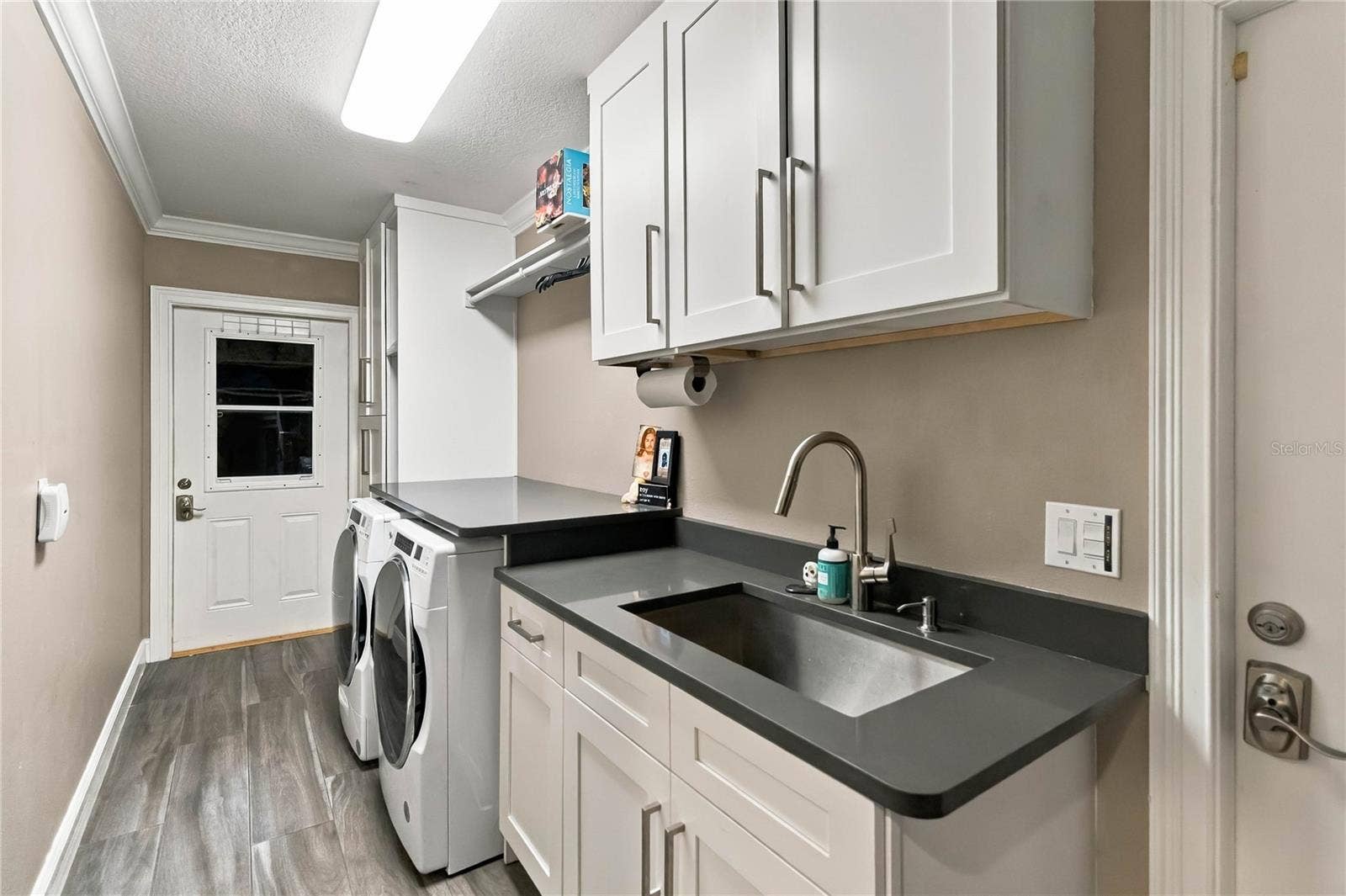 111 PINE TREE LANE, Altamonte Springs, FL 32714 Laundry Room